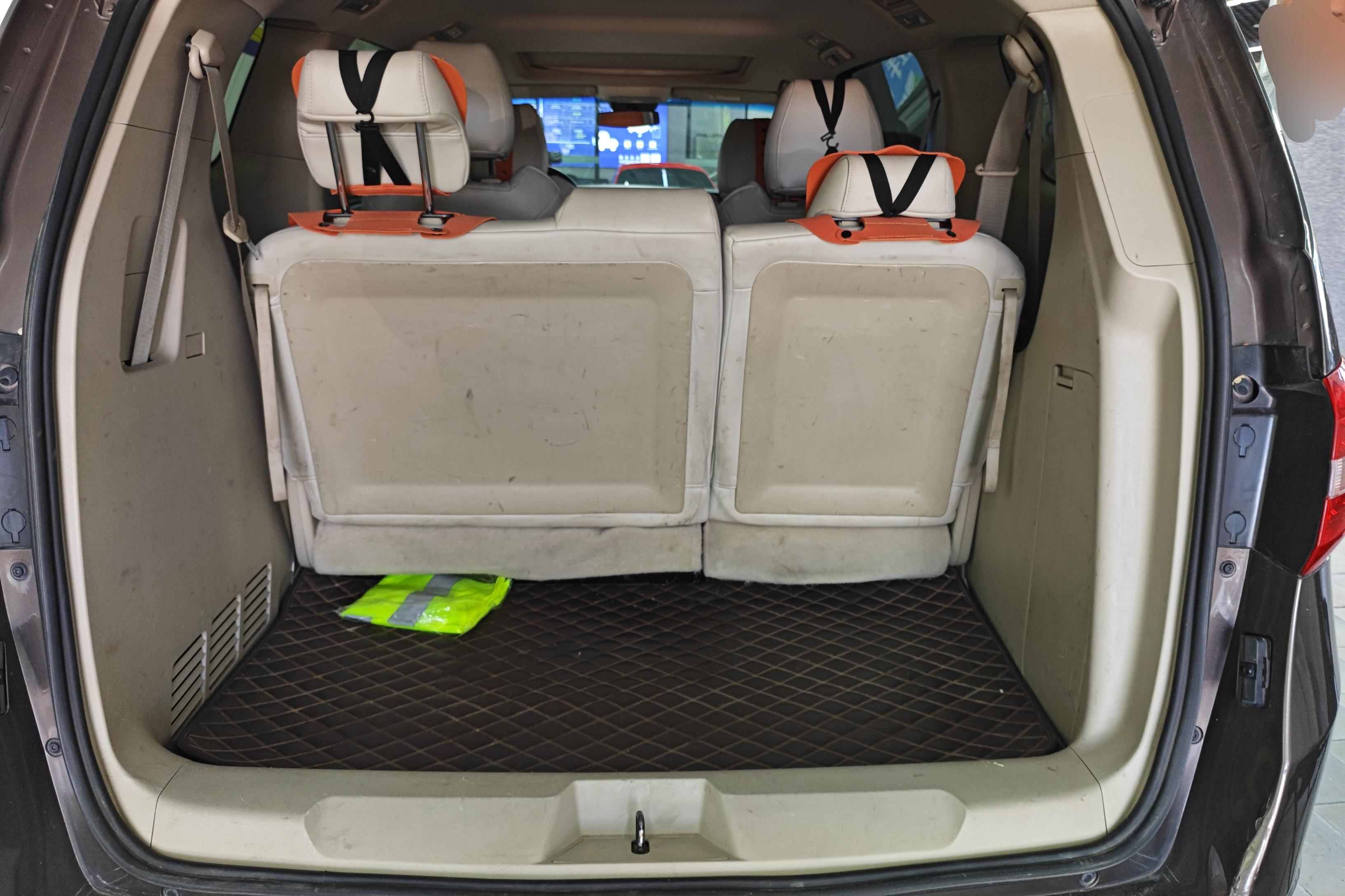 别克GL8 2015款 2.4L 自动 7座 豪华商务尊享版 (国Ⅴ) 