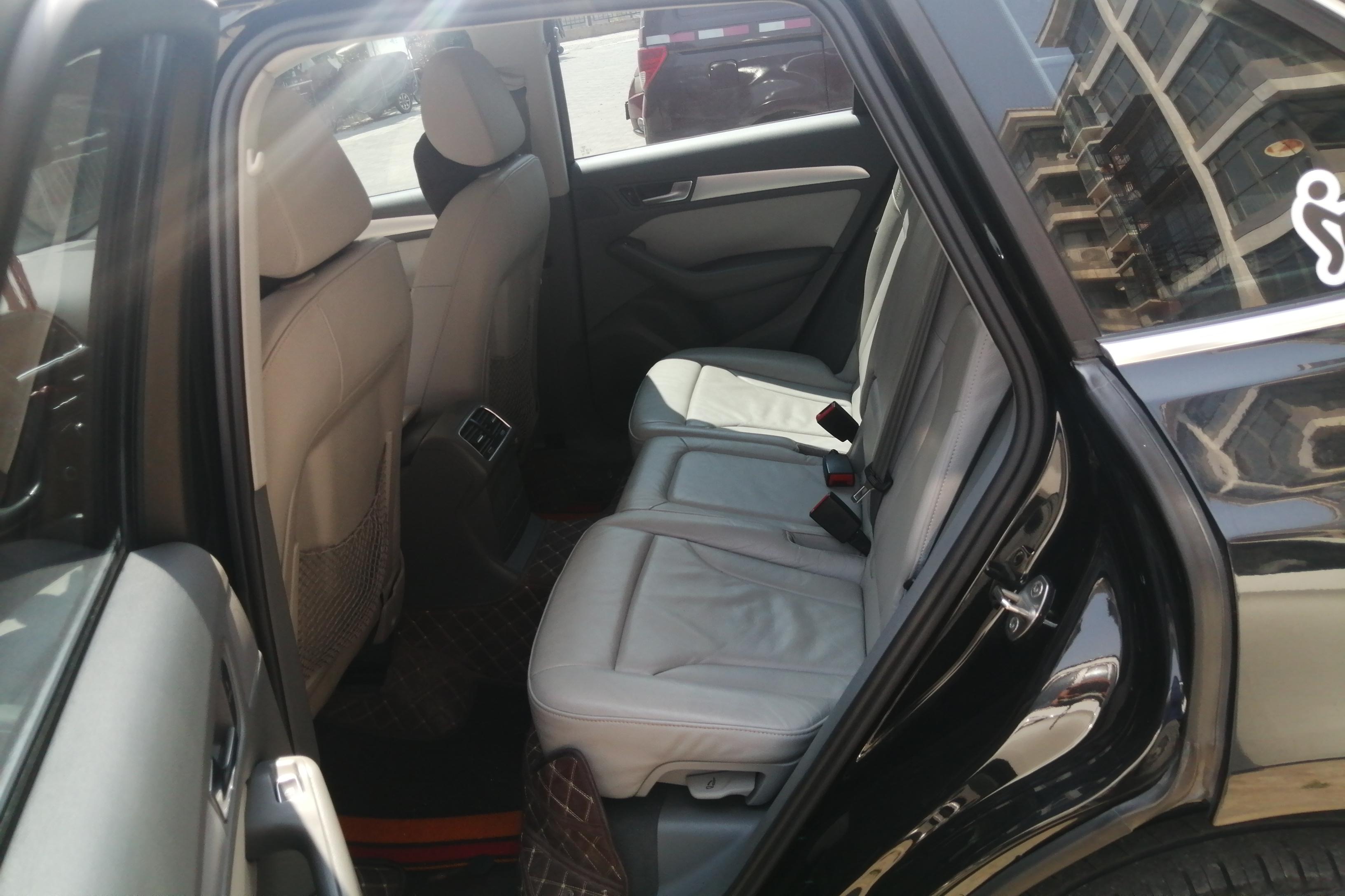奥迪Q5 2013款 2.0T 自动 四驱 汽油 技术型 (国Ⅳ) 