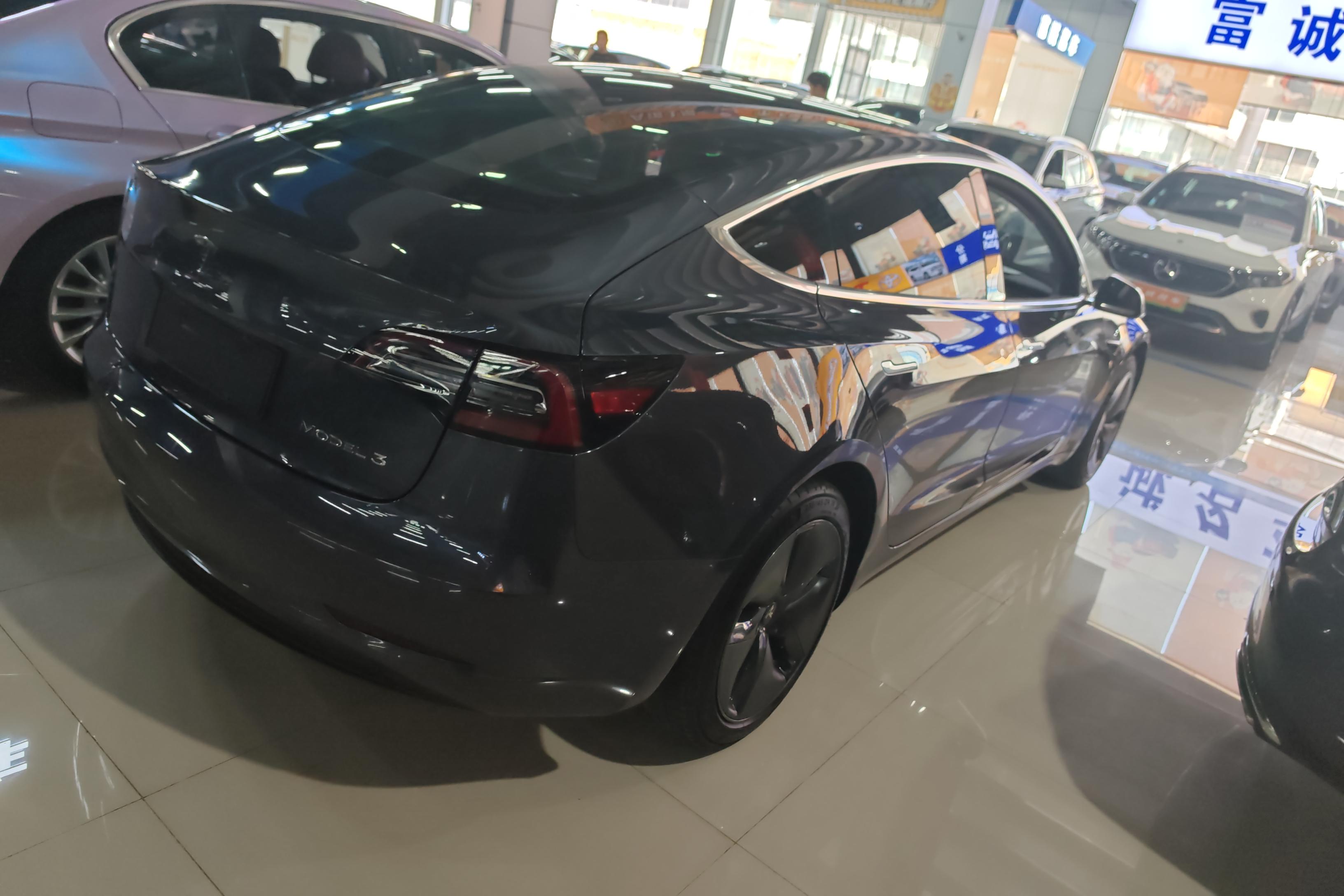 特斯拉MODEL 3 2020款 自动 标准续航升级版 纯电动 