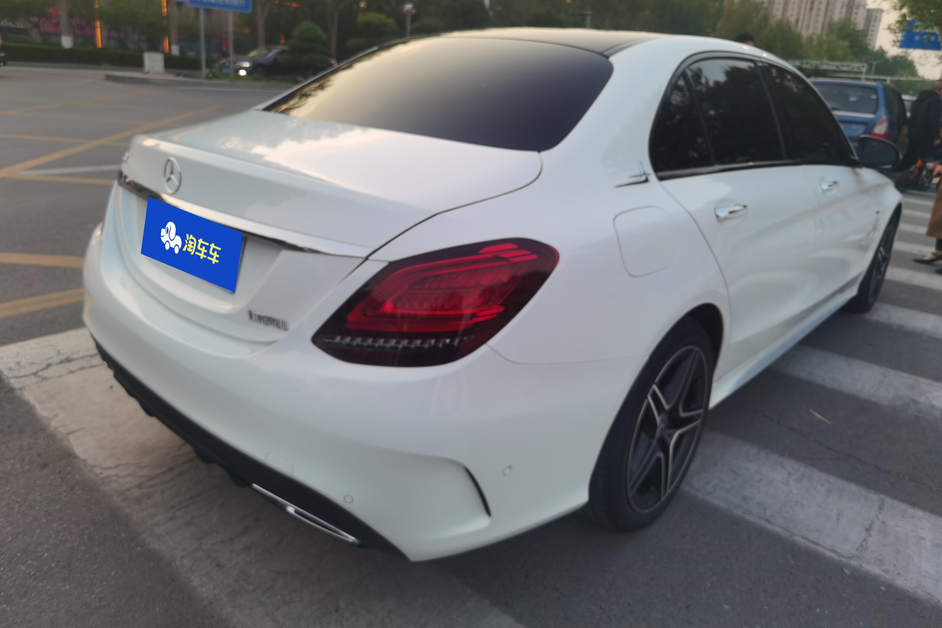 奔驰C级 C260L 2021款 1.5T 自动 运动星耀臻藏版 (国Ⅵ) 