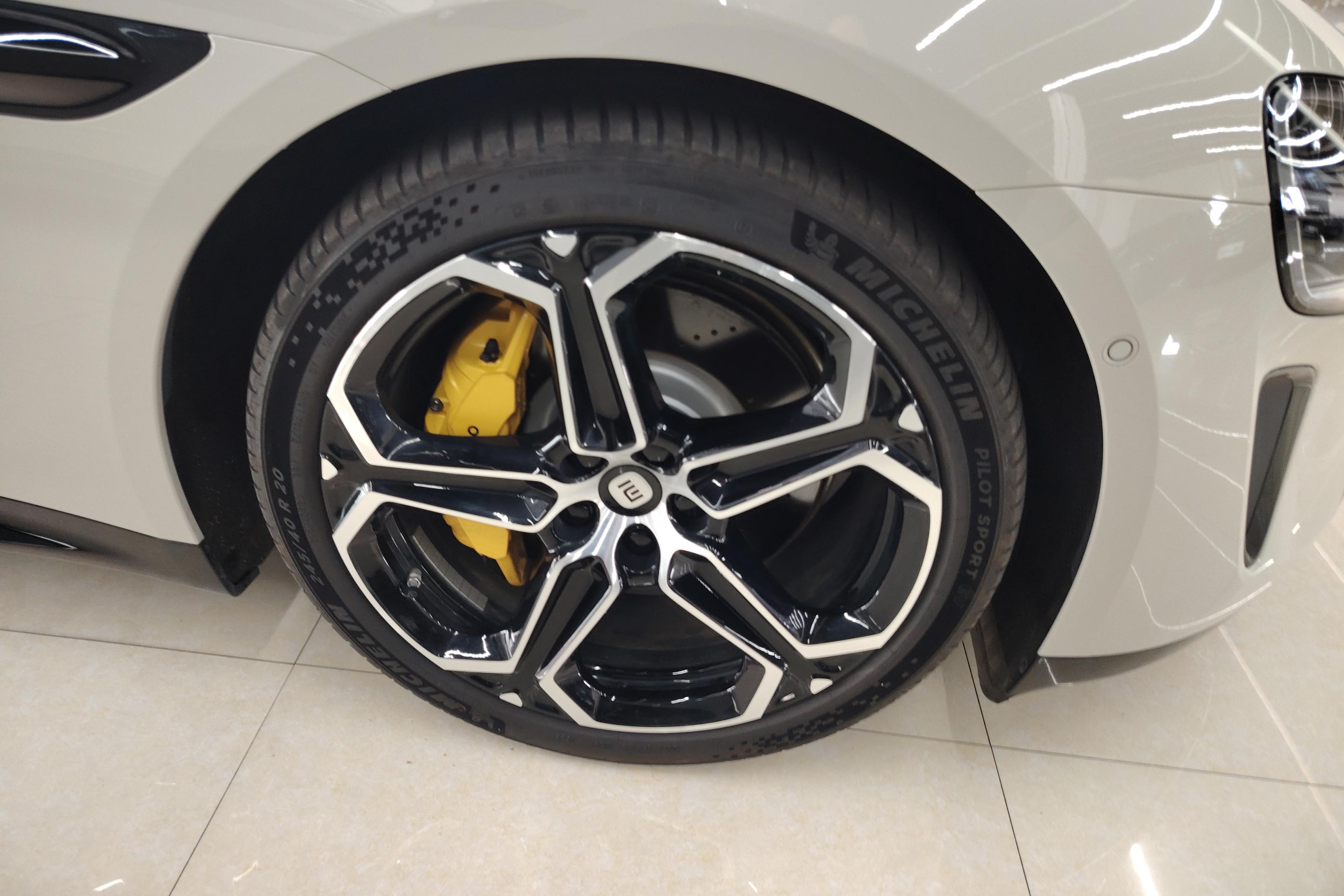 小米汽车SU7 2024款 0.0T 自动 800km超长续航高阶智驾Max版 