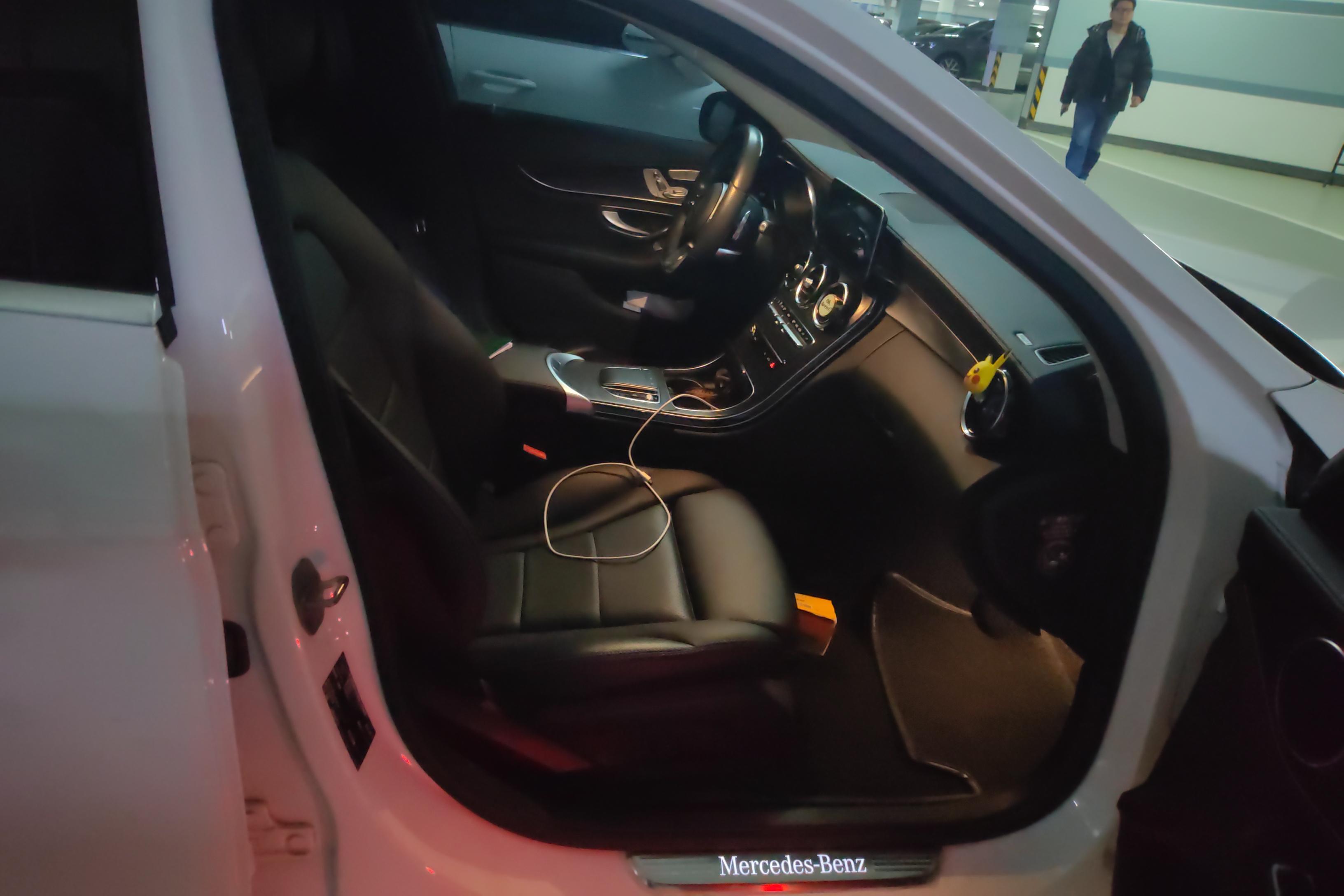奔驰C级 C260L 2020款 1.5T 自动 运动版改款 (国Ⅵ) 