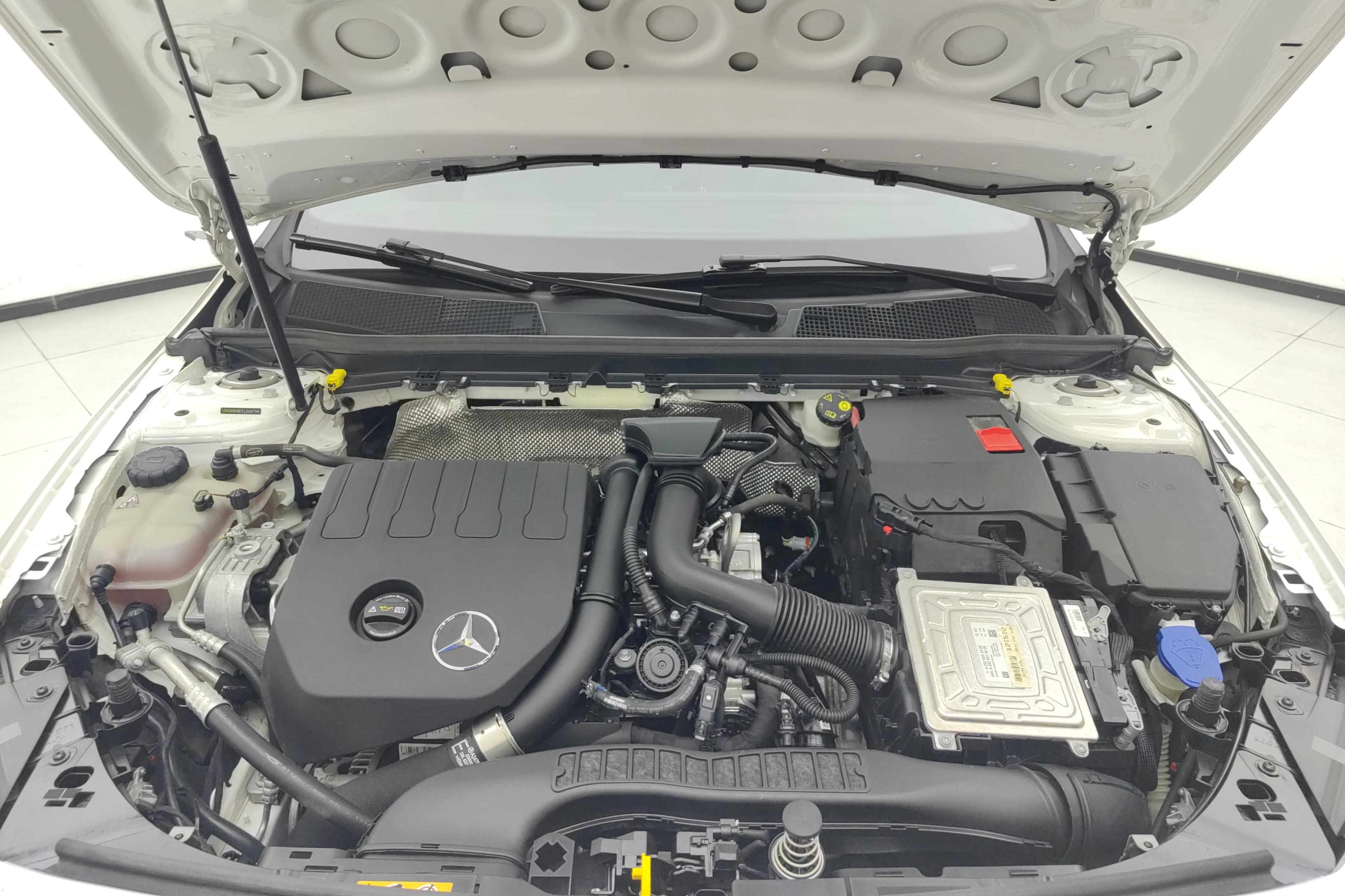 奔驰A级 A200L 2020款 1.3T 自动 运动轿车版 (国Ⅵ) 
