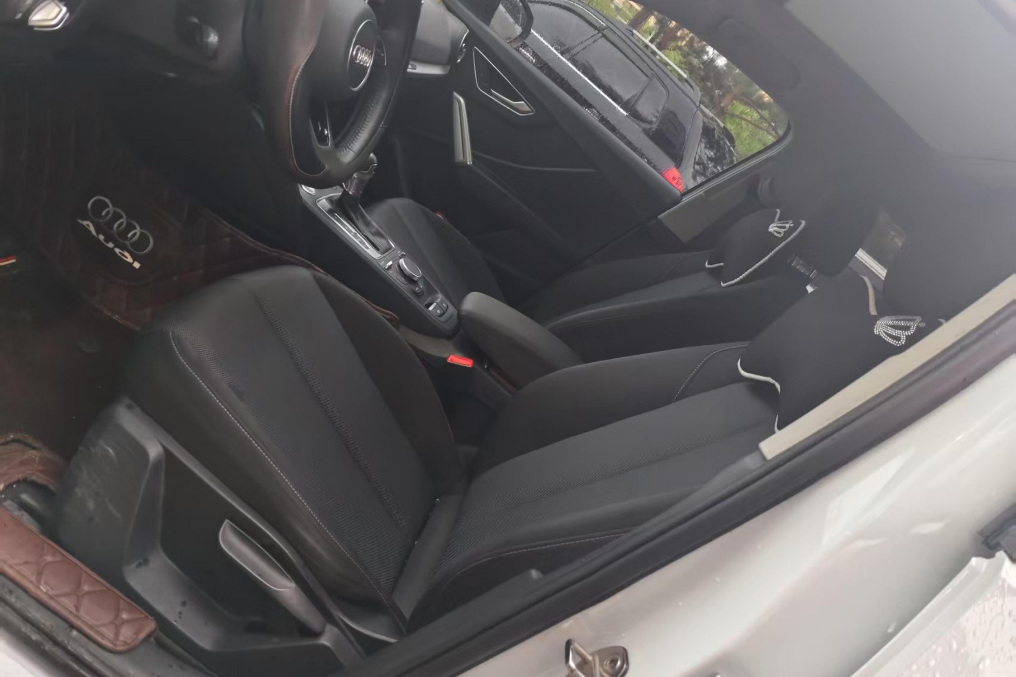 奥迪Q2L 35TFSI 2021款 1.4T 自动 进取动感型 (国Ⅵ) 