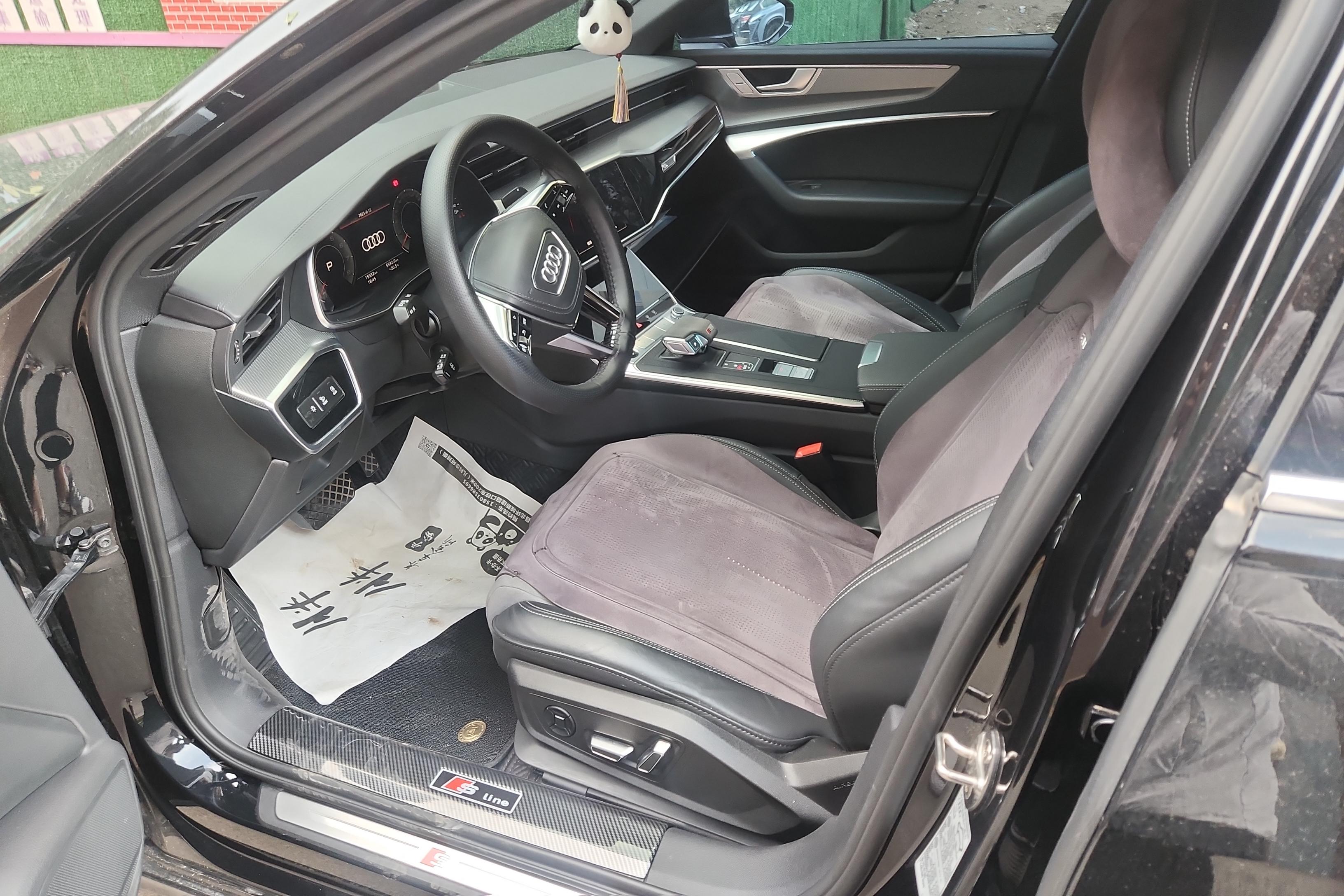 奥迪A6L 40TFSI 2023款 2.0T 自动 前驱 豪华动感型 (国Ⅵ) 