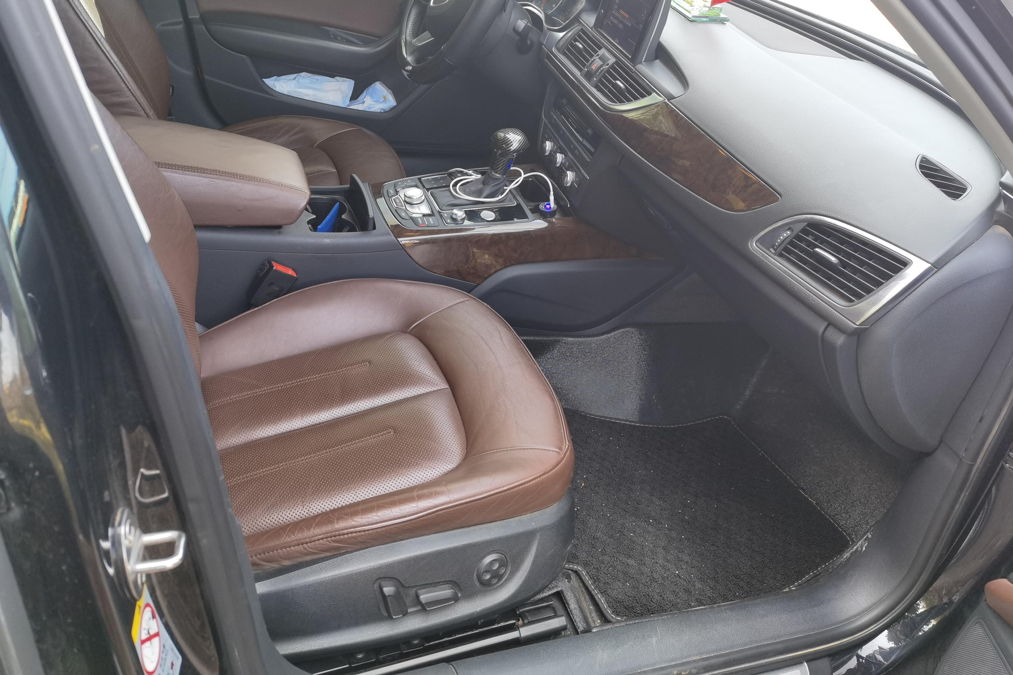 奥迪A6L 30FSI 2012款 2.5L 自动 舒适型 (国Ⅳ) 