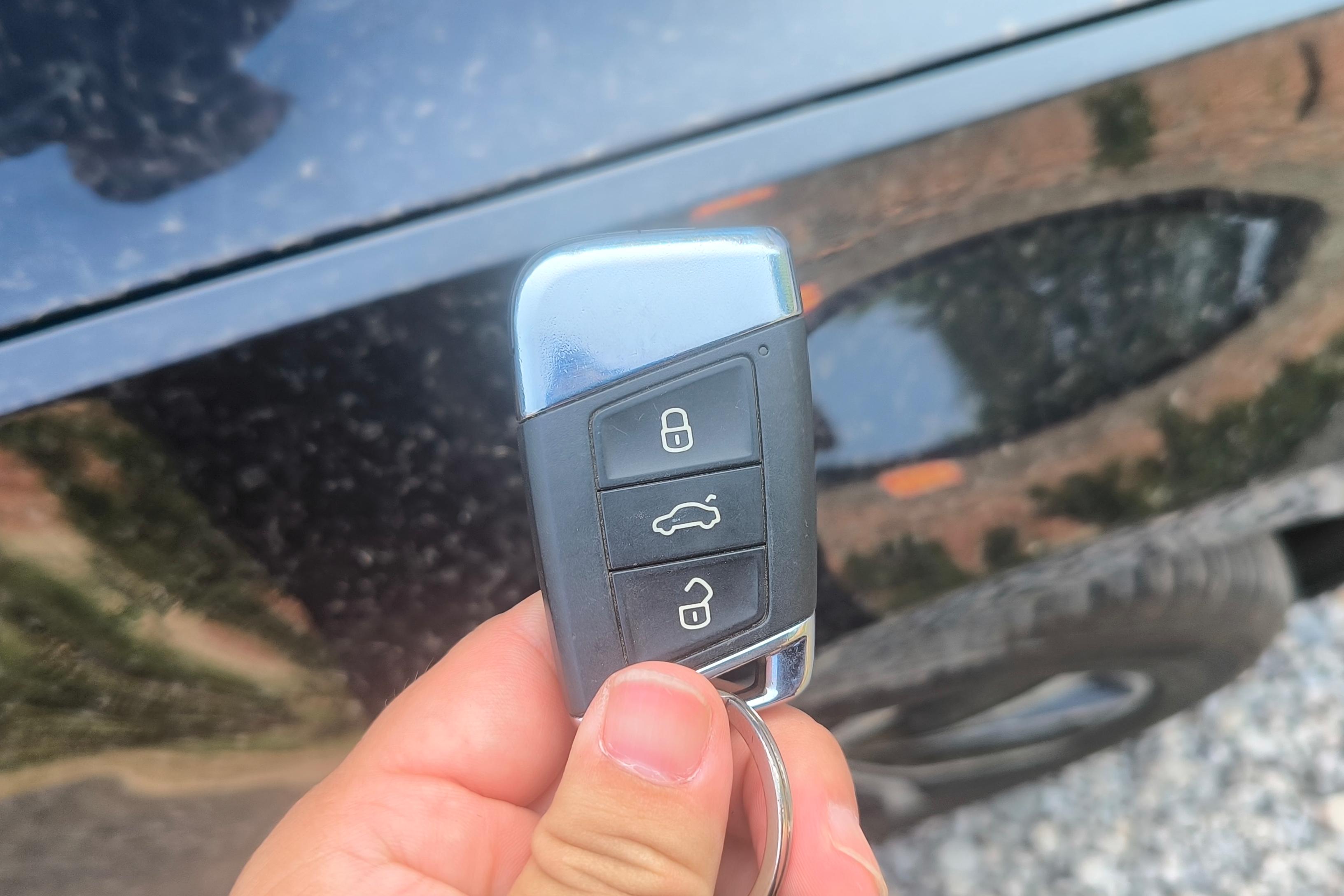 大众迈腾 2020款 2.0T 自动 汽油 330TSI领先型 (国Ⅵ) 