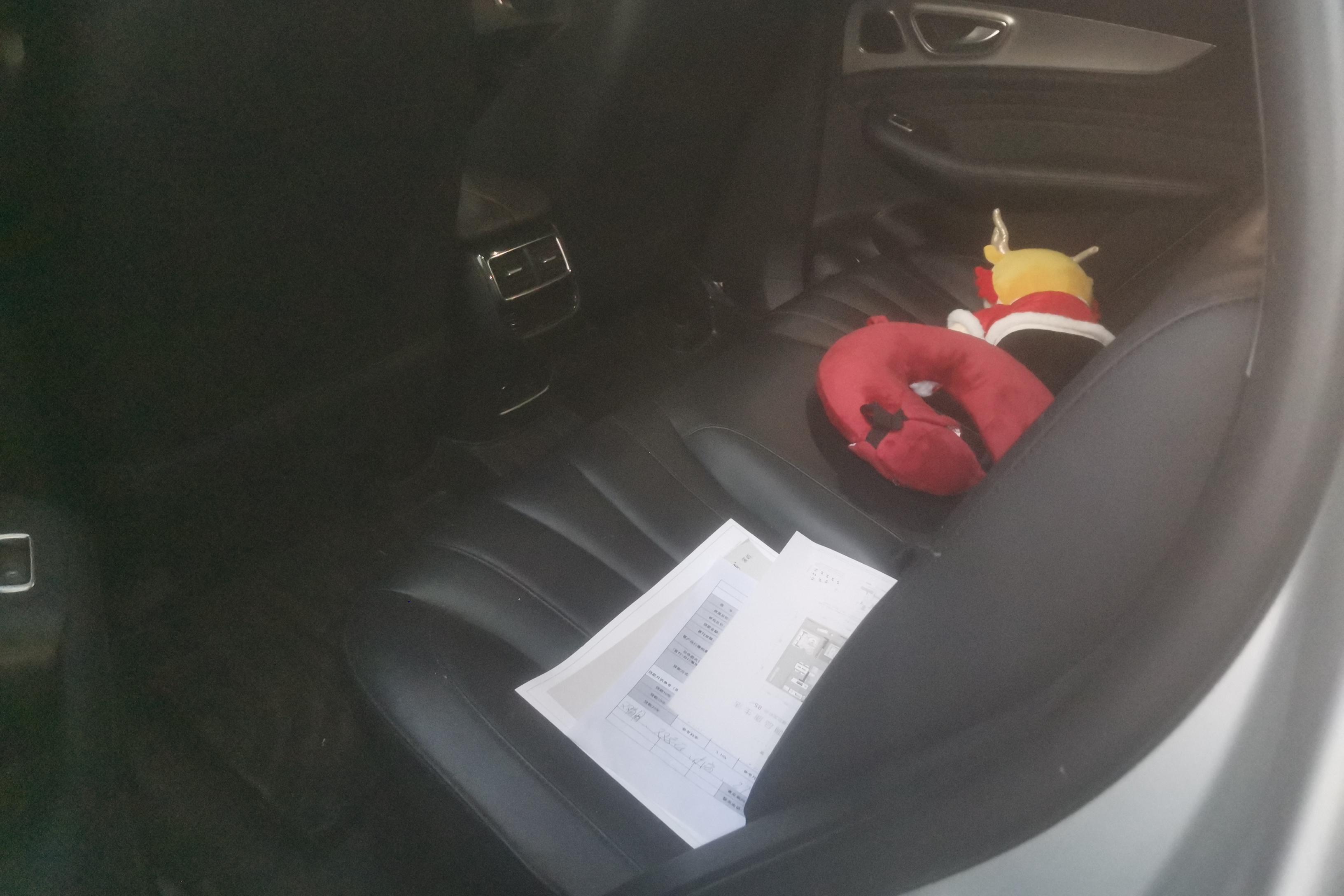 荣威RX5 MAX 2019款 1.5T 自动 4G互联豪华版 (国Ⅵ) 