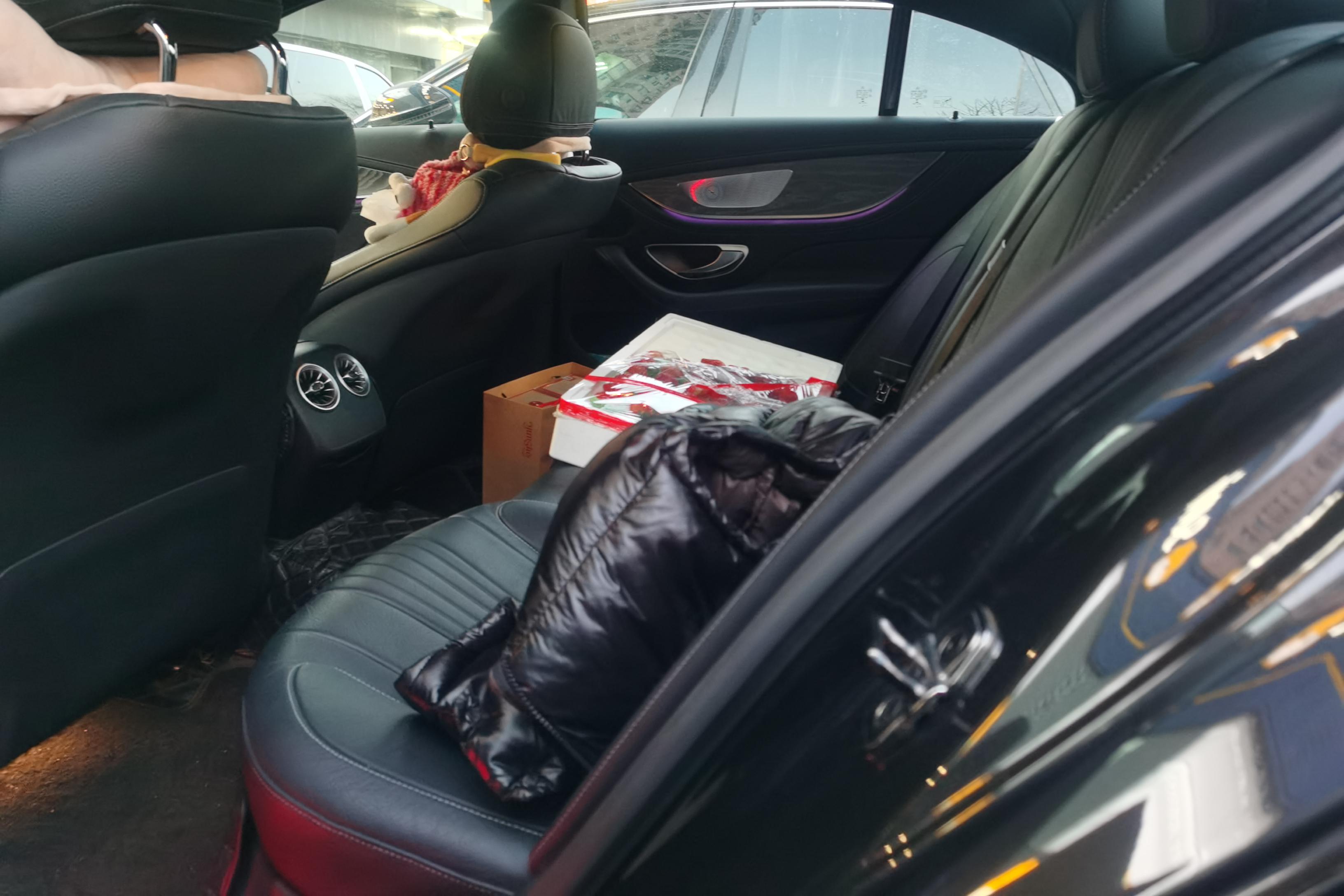 奔驰CLS级 CLS300 [进口] 2022款 2.0T 自动 豪华型 