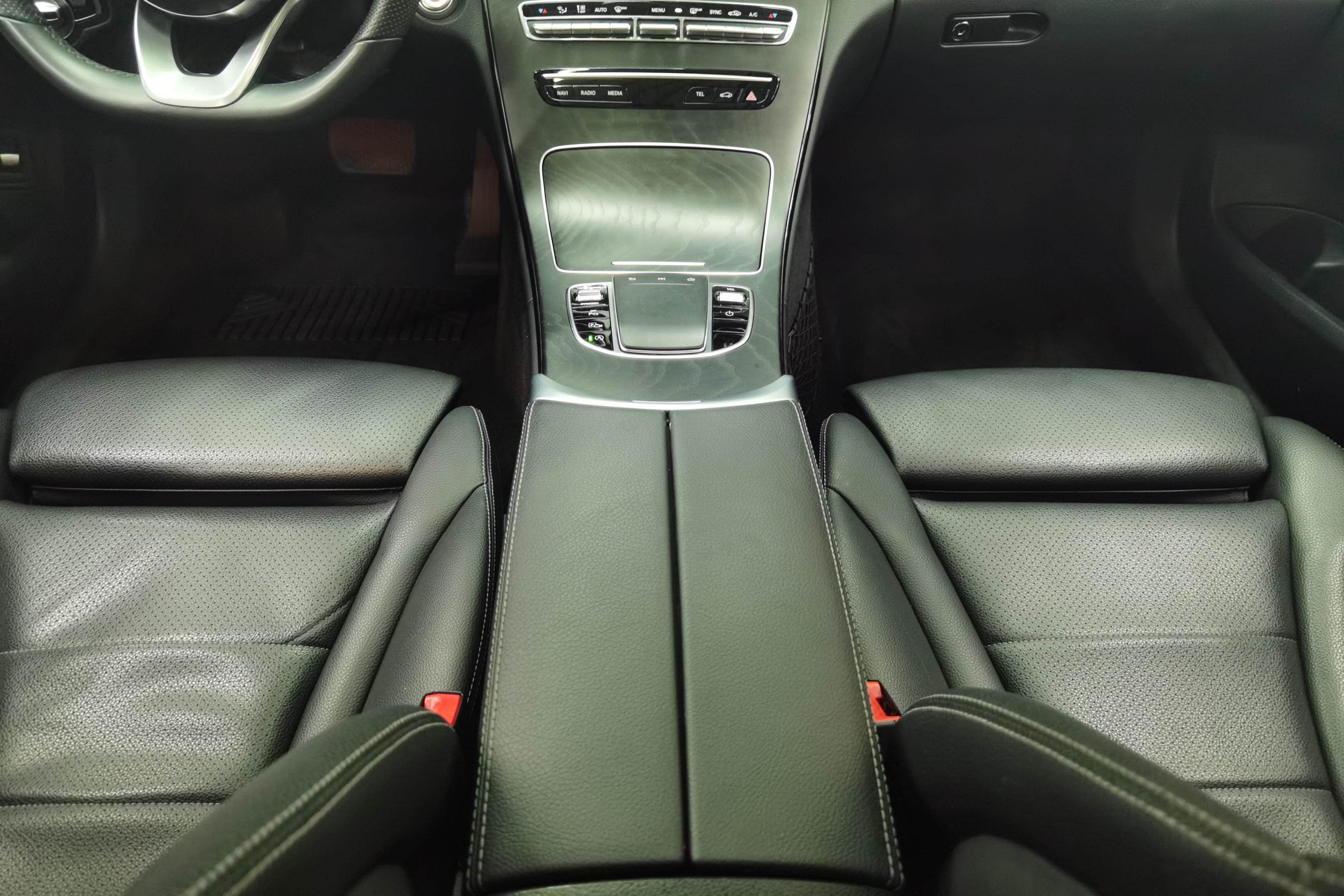 奔驰C级 C200L 2020款 1.5T 自动 时尚型运动版 (国Ⅵ) 