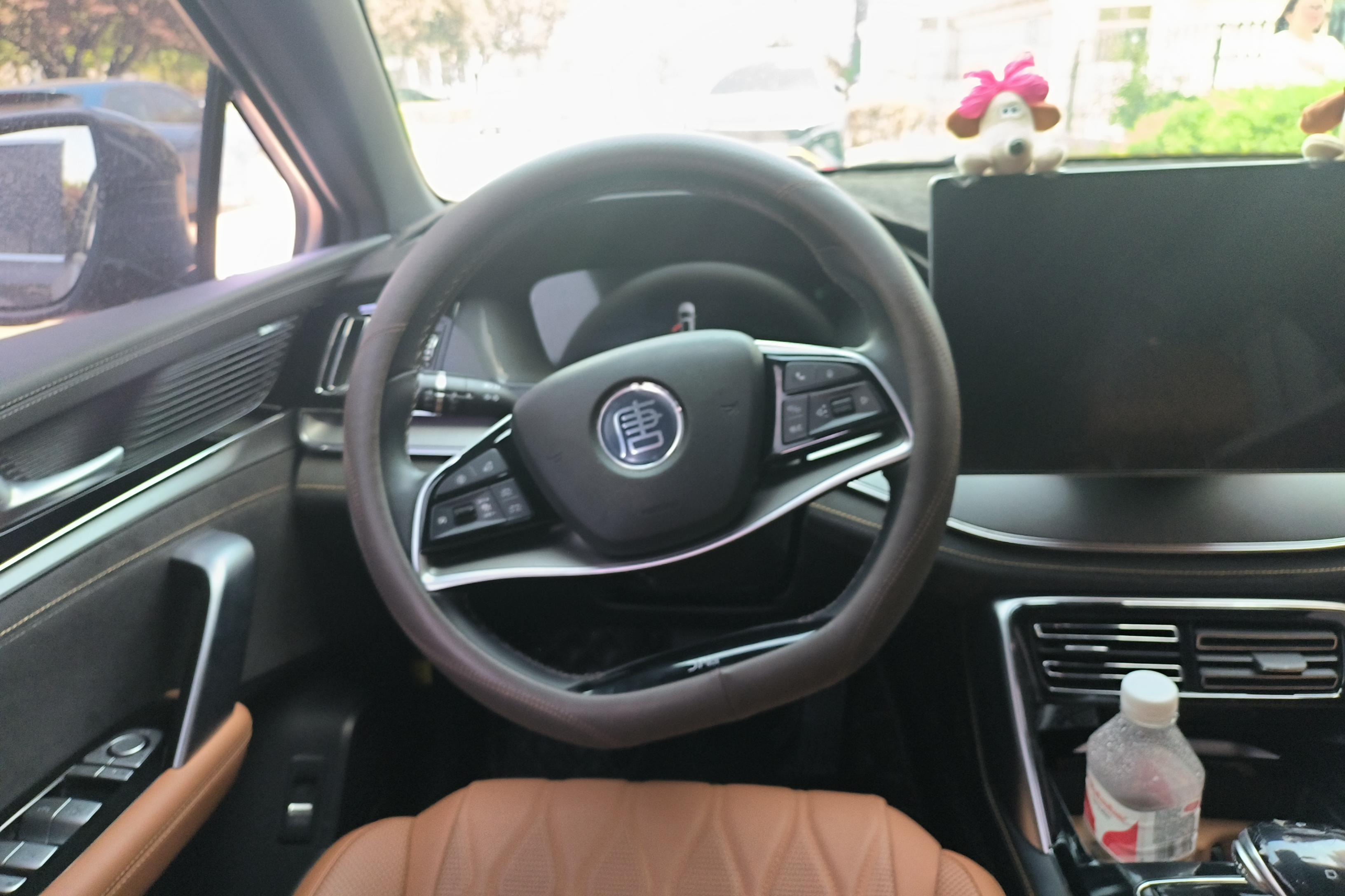 比亚迪唐DM i 2023款 1.5T 自动 冠军版112KM尊荣型 (国Ⅵ) 
