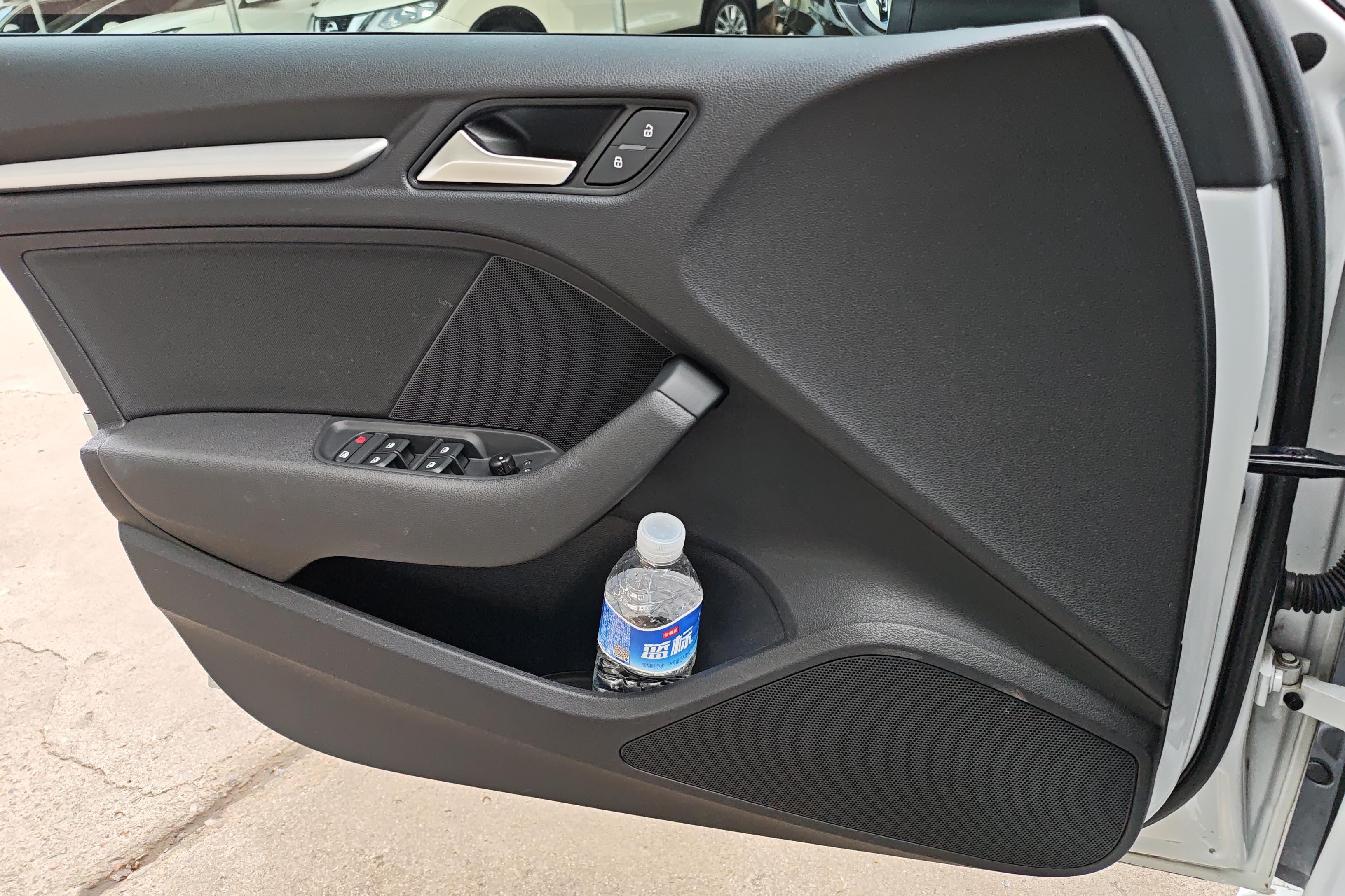 奥迪A3 35TFSI 2020款 1.4T 自动 汽油 进取型Sportback (国Ⅵ) 