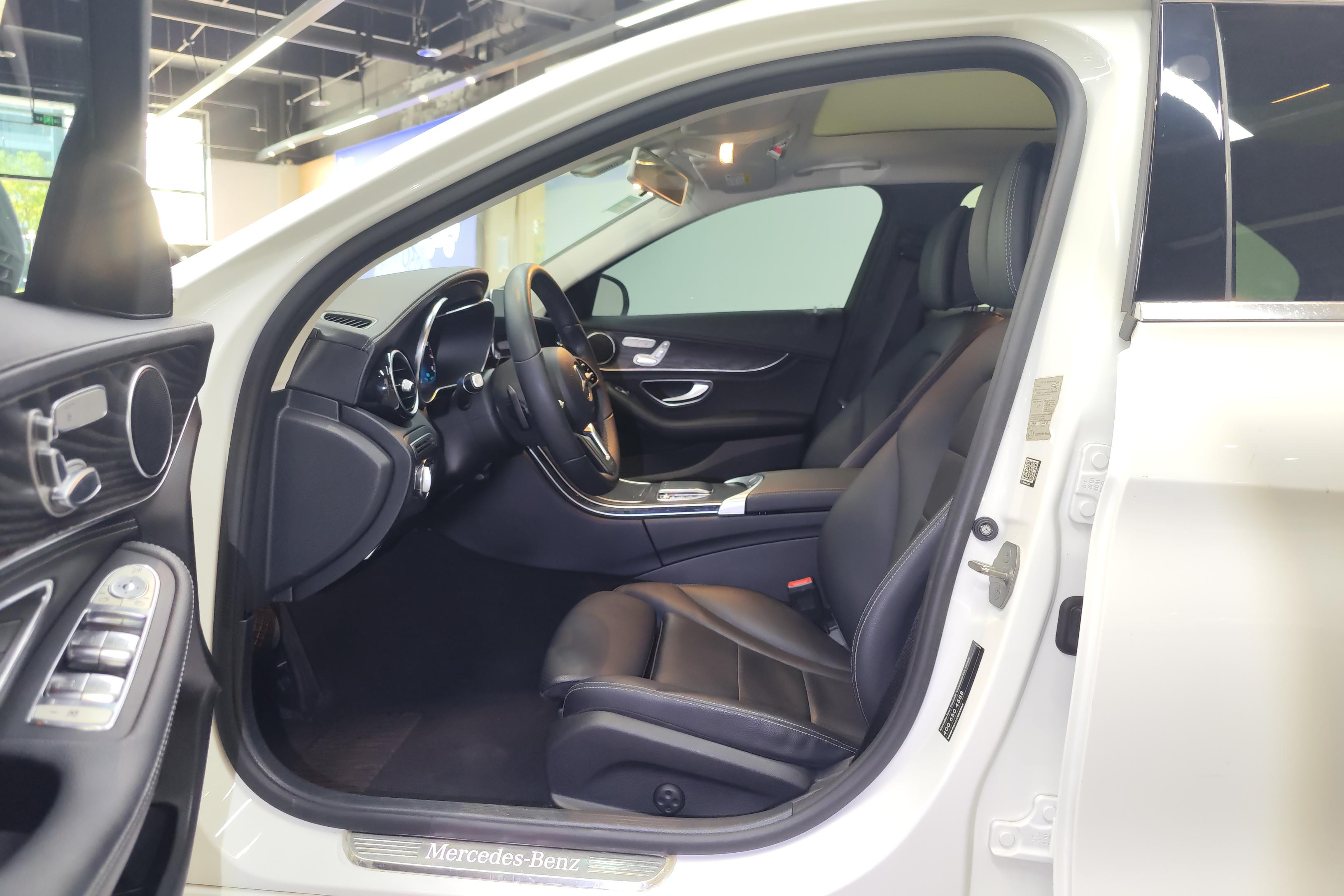奔驰C级 C260L 2019款 1.5T 自动 运动版改款 (国Ⅵ) 