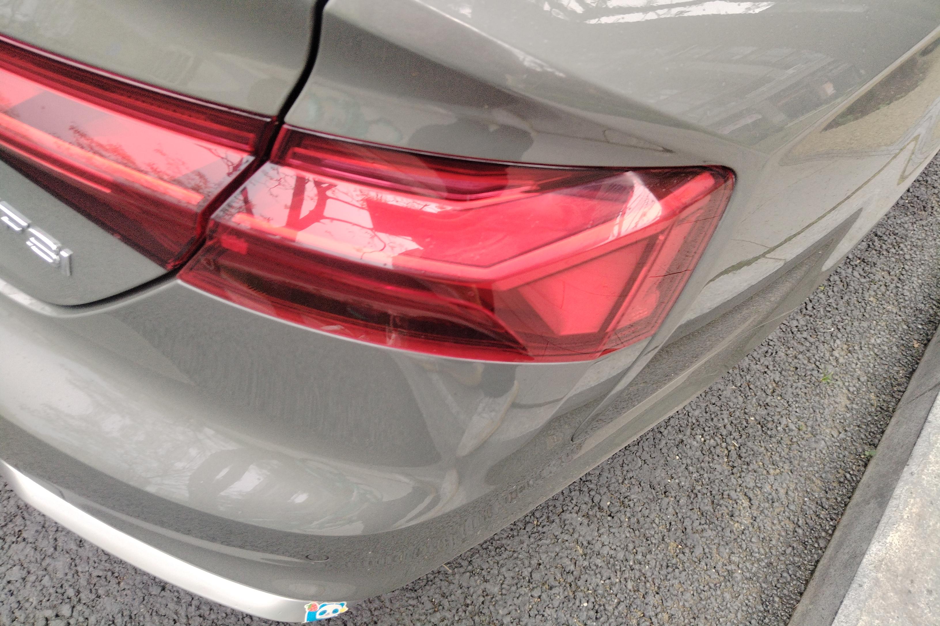 奥迪A5掀背 40TFSI [进口] 2023款 2.0T 自动 汽油 时尚动感型 