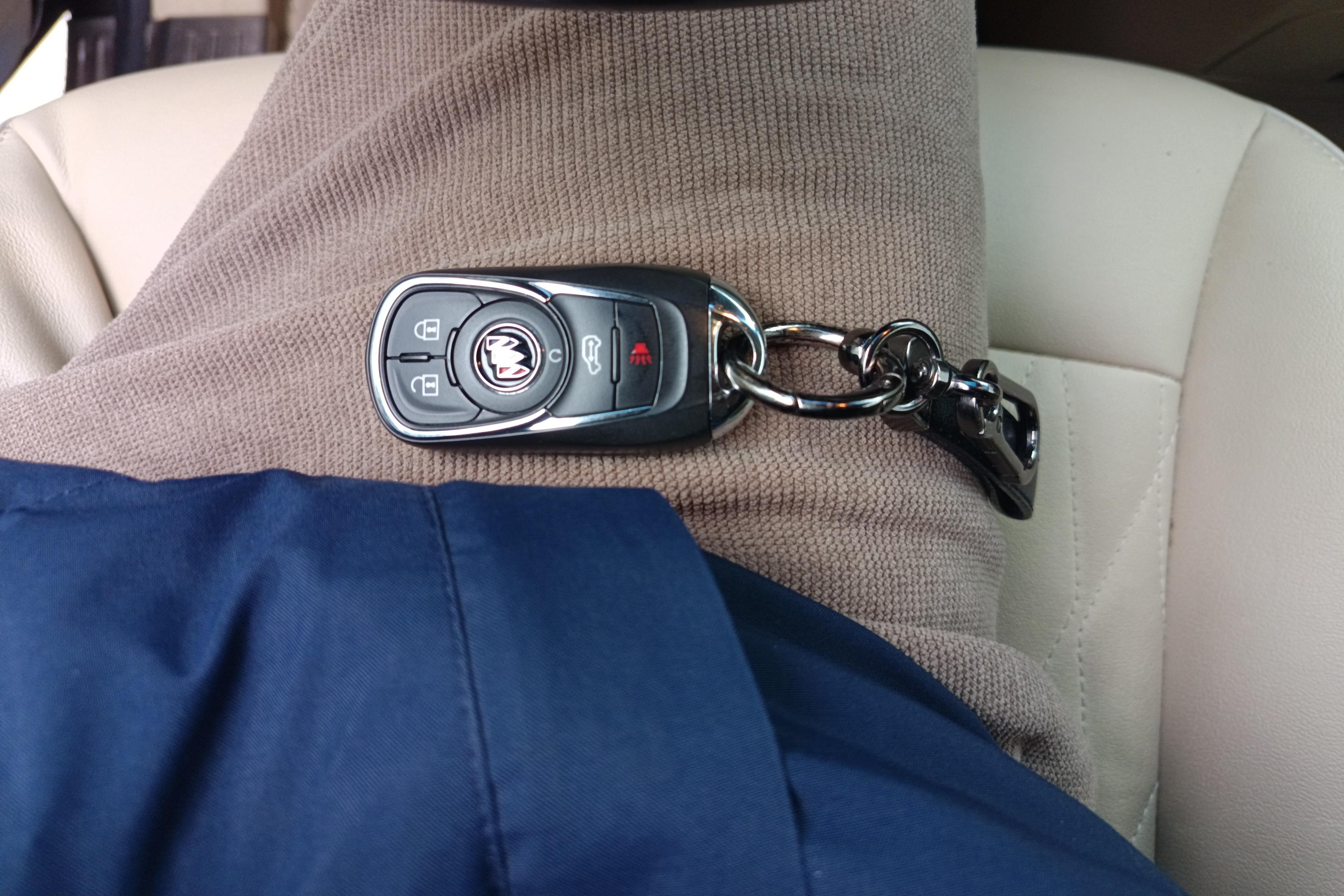 别克GL8 2022款 2.0T 自动 7座 652T豪华型 (国Ⅵ) 