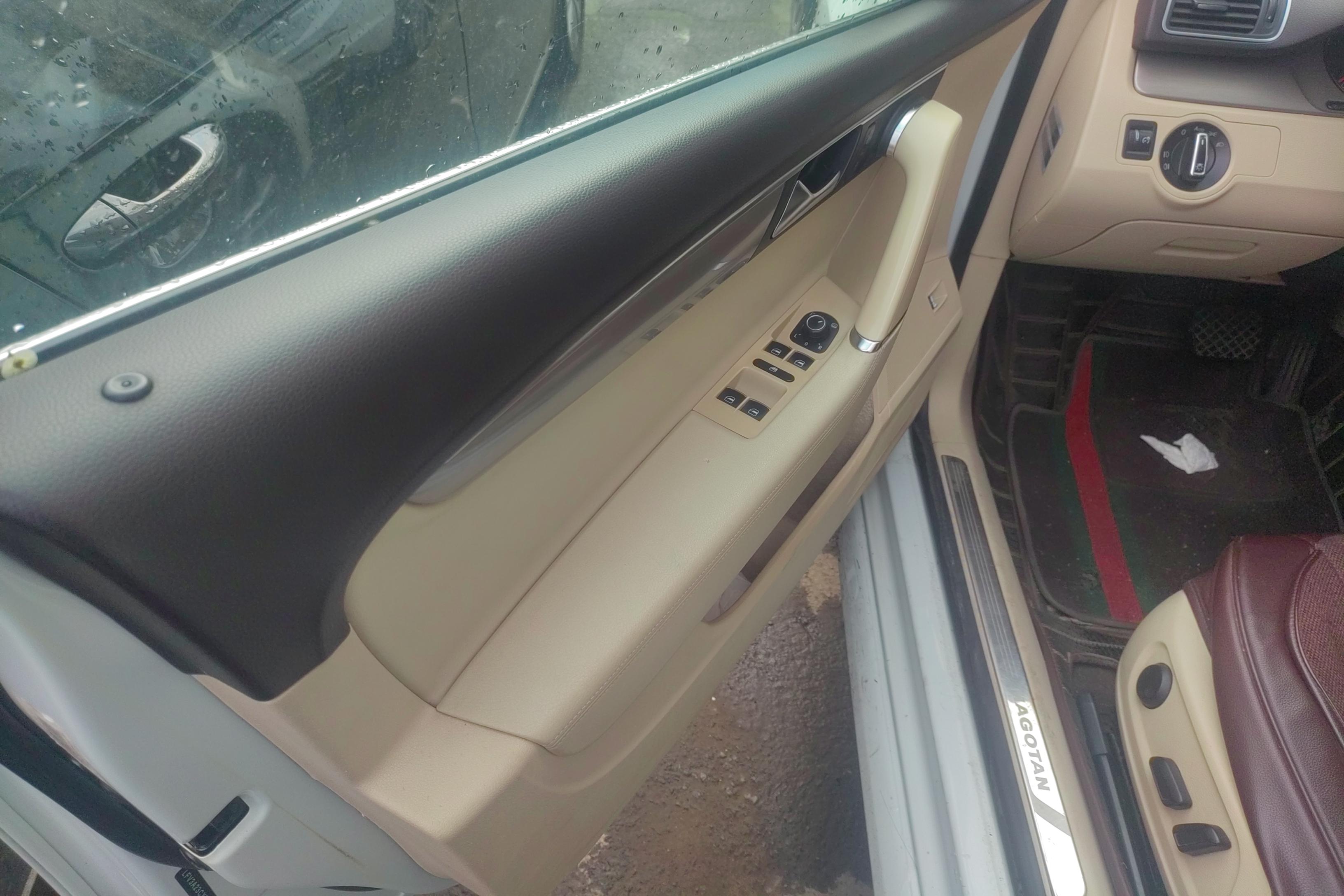 大众迈腾 2013款 1.8T 自动 汽油 豪华型 (国Ⅳ) 