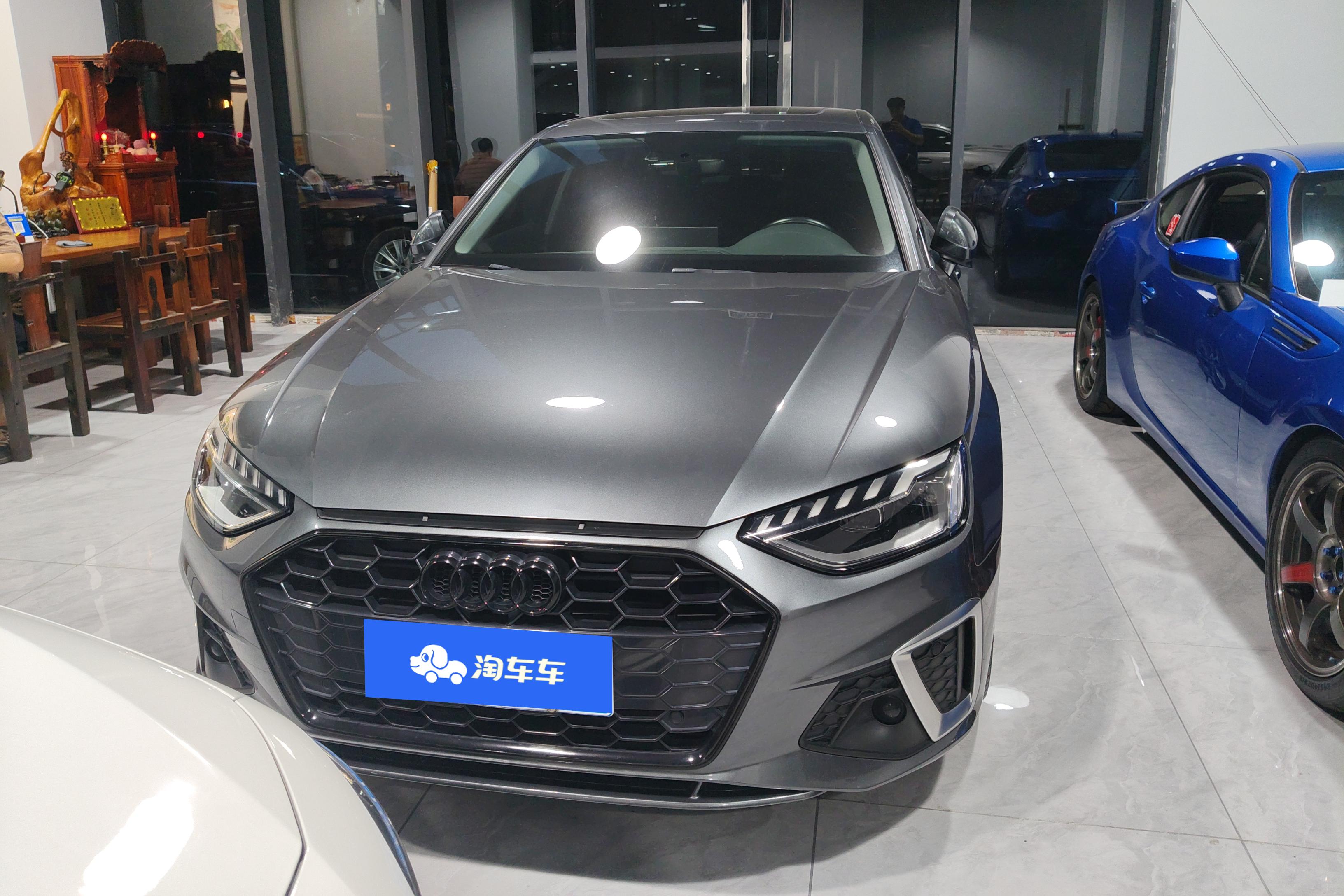 奥迪A4L 2020款 2.0T 自动 时尚动感型 (国Ⅵ) 