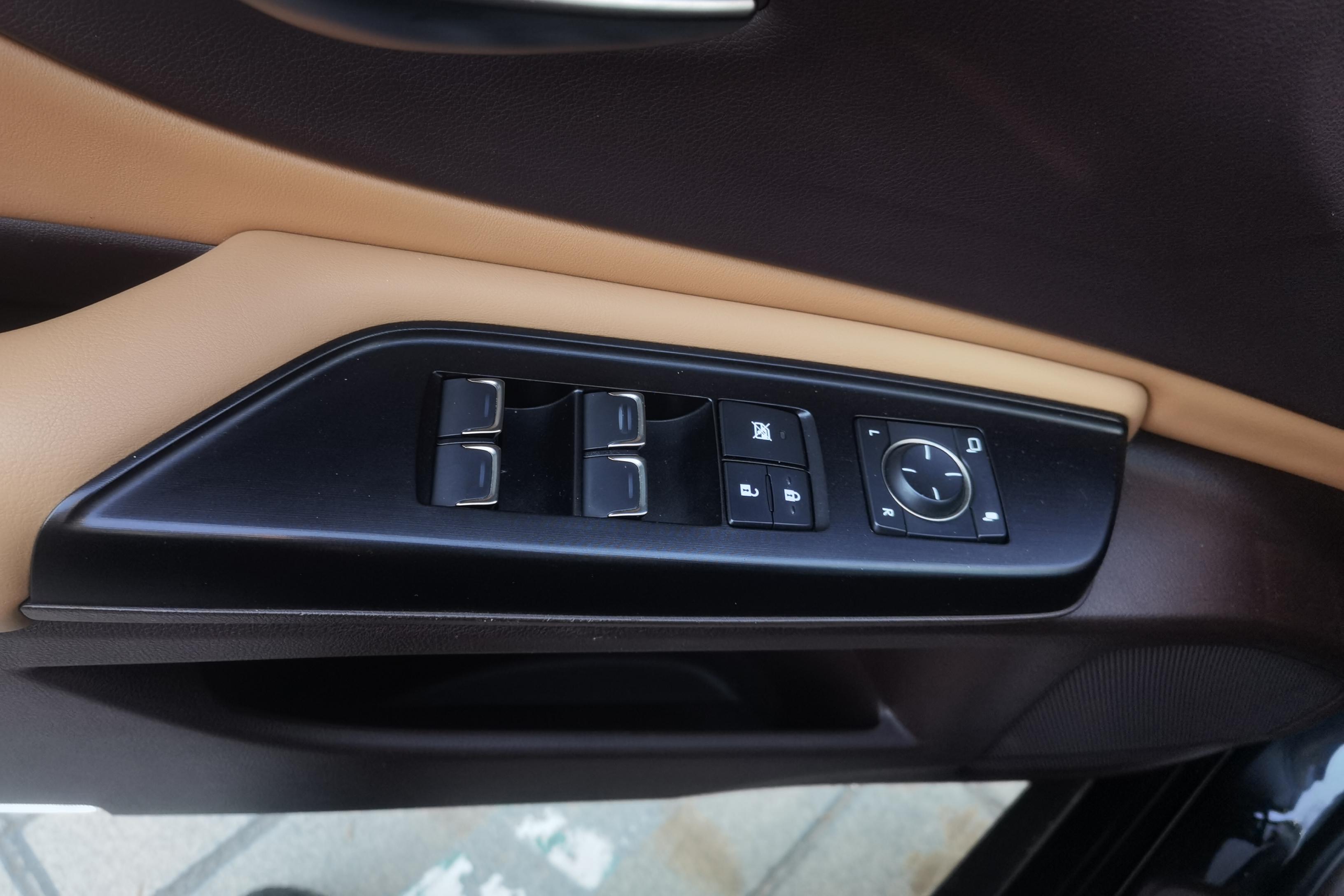 雷克萨斯ES 300h [进口] 2021款 2.5L 自动 卓越版 