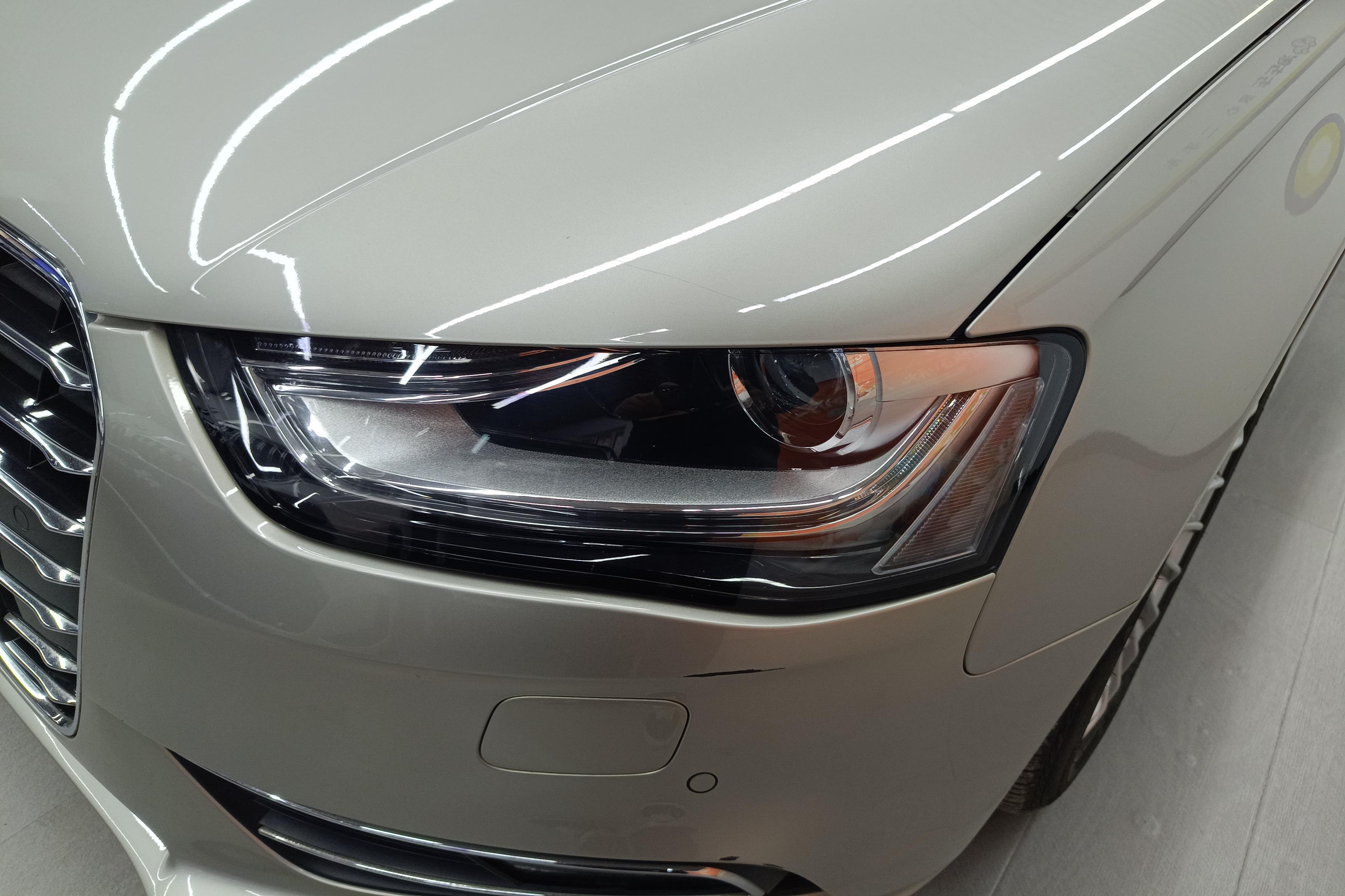 奥迪A4L 2015款 2.0T 自动 舒适型 (国Ⅳ) 