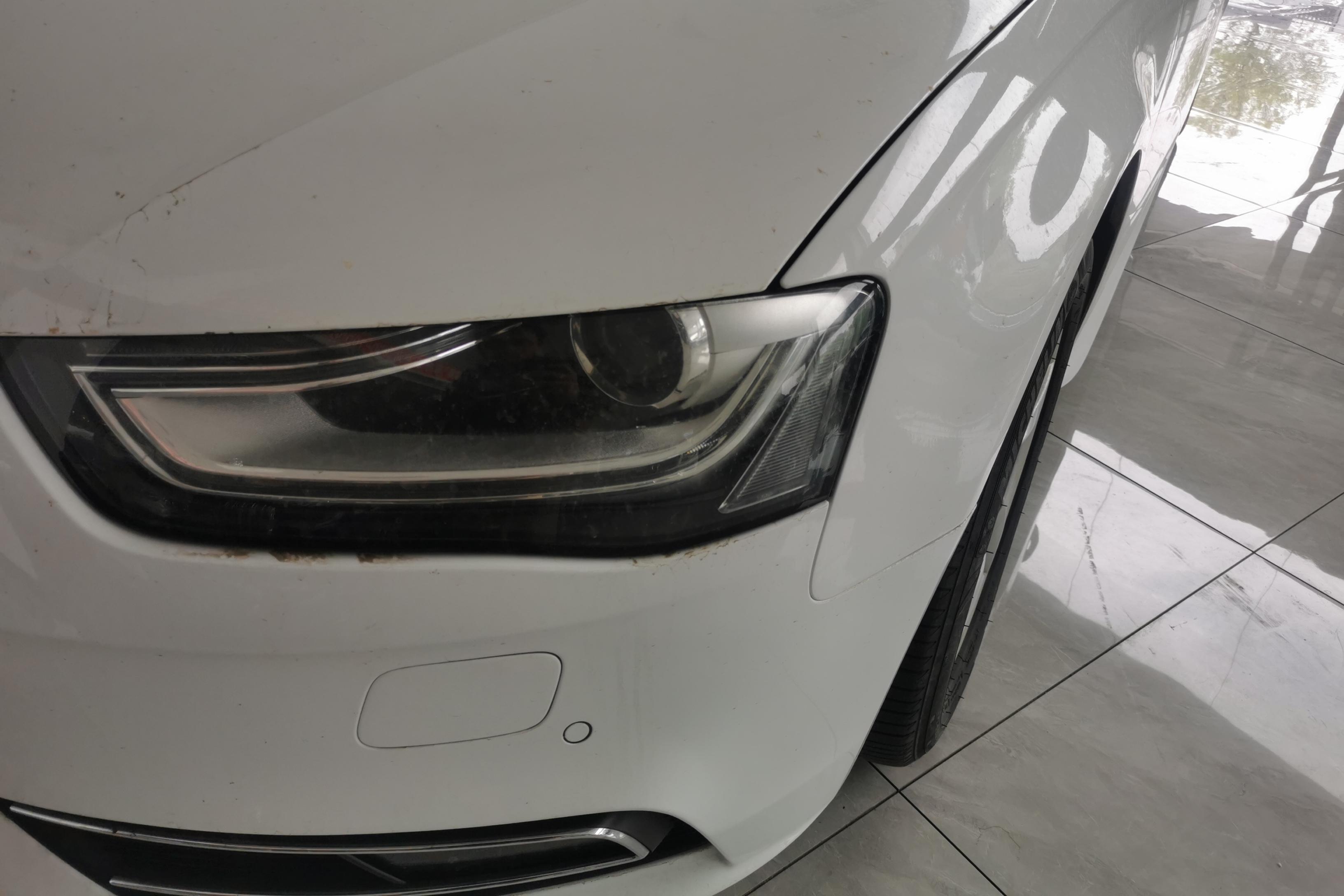 奥迪A4L 2013款 2.0T 自动 舒适型 (国Ⅳ) 