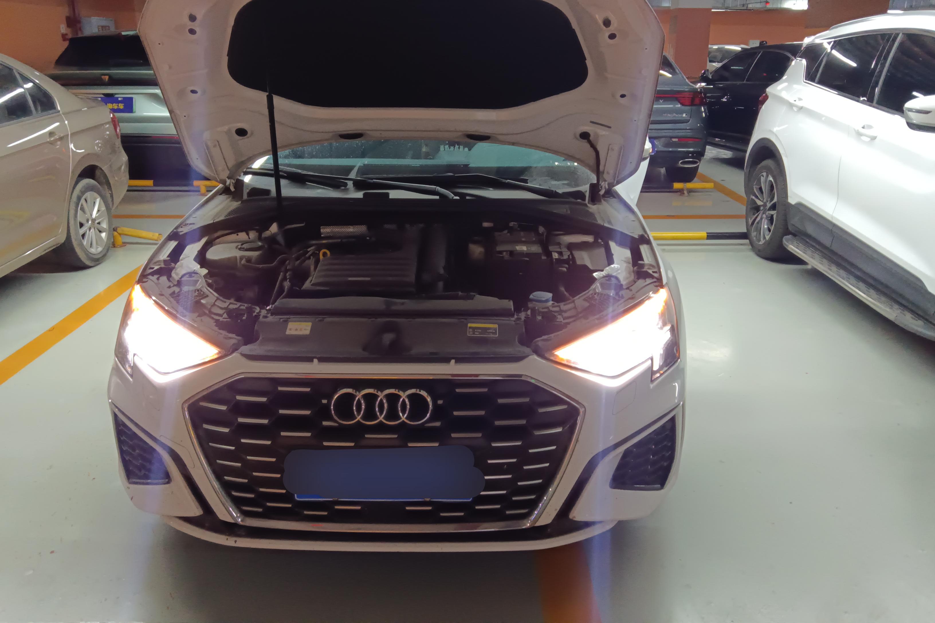 奥迪A3 35TFSI 2022款 1.4T 自动 汽油 进取运动型Sportback (国Ⅵ) 