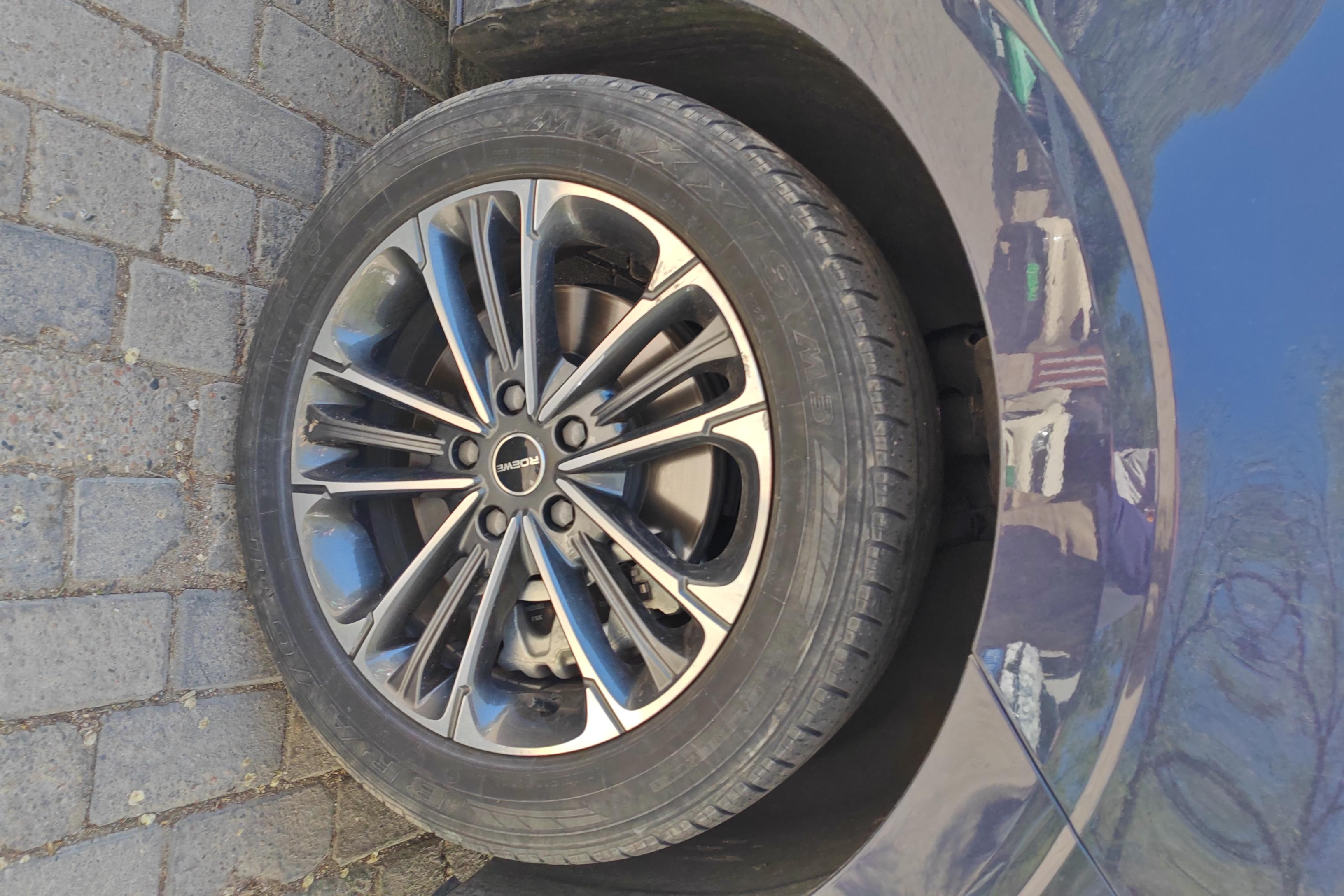 荣威iMAX8 2021款 2.0T 自动 Supreme陆尊版 (国Ⅵ) 