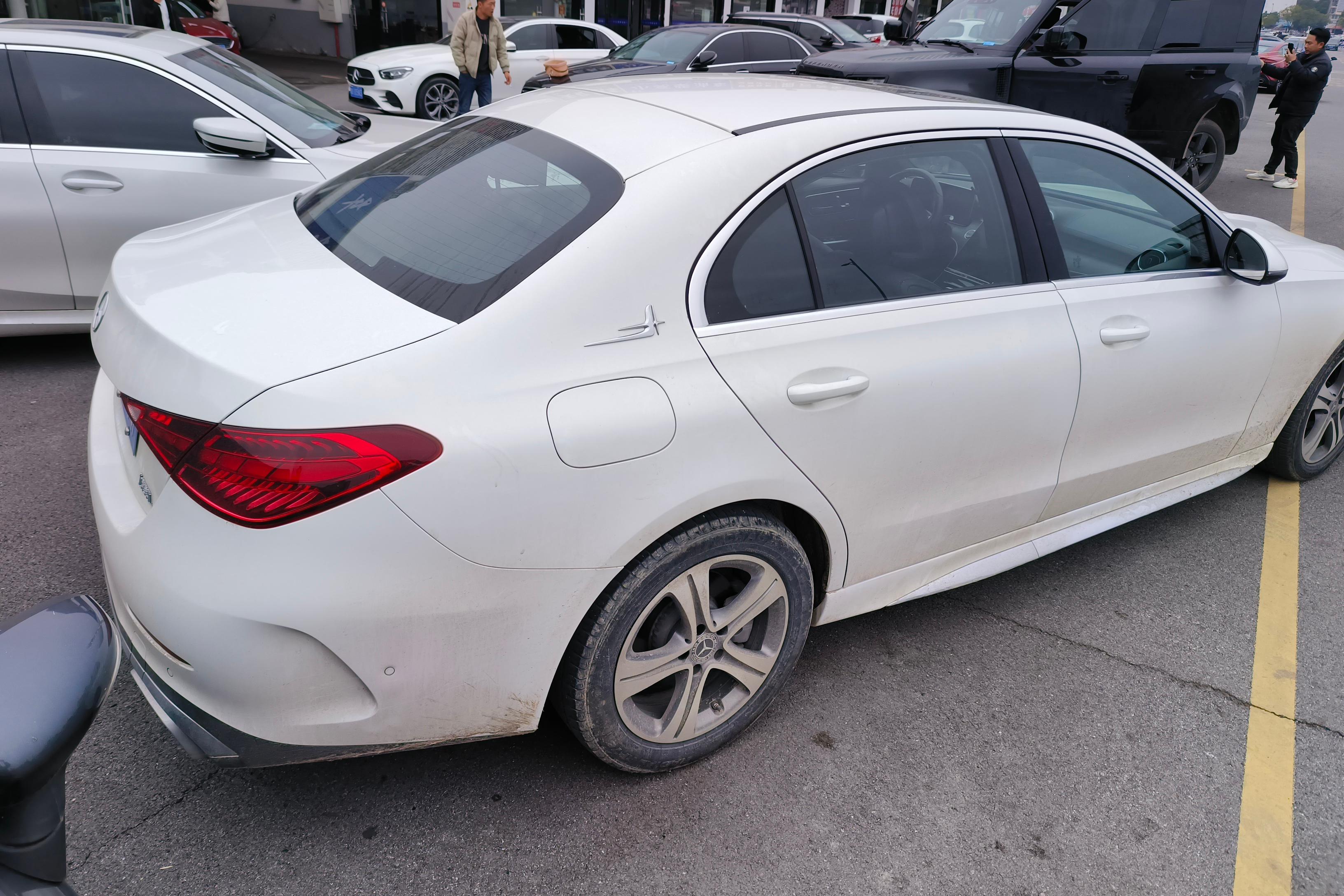 奔驰C级 C200L 2022款 1.5T 自动 运动版 (国Ⅵ) 