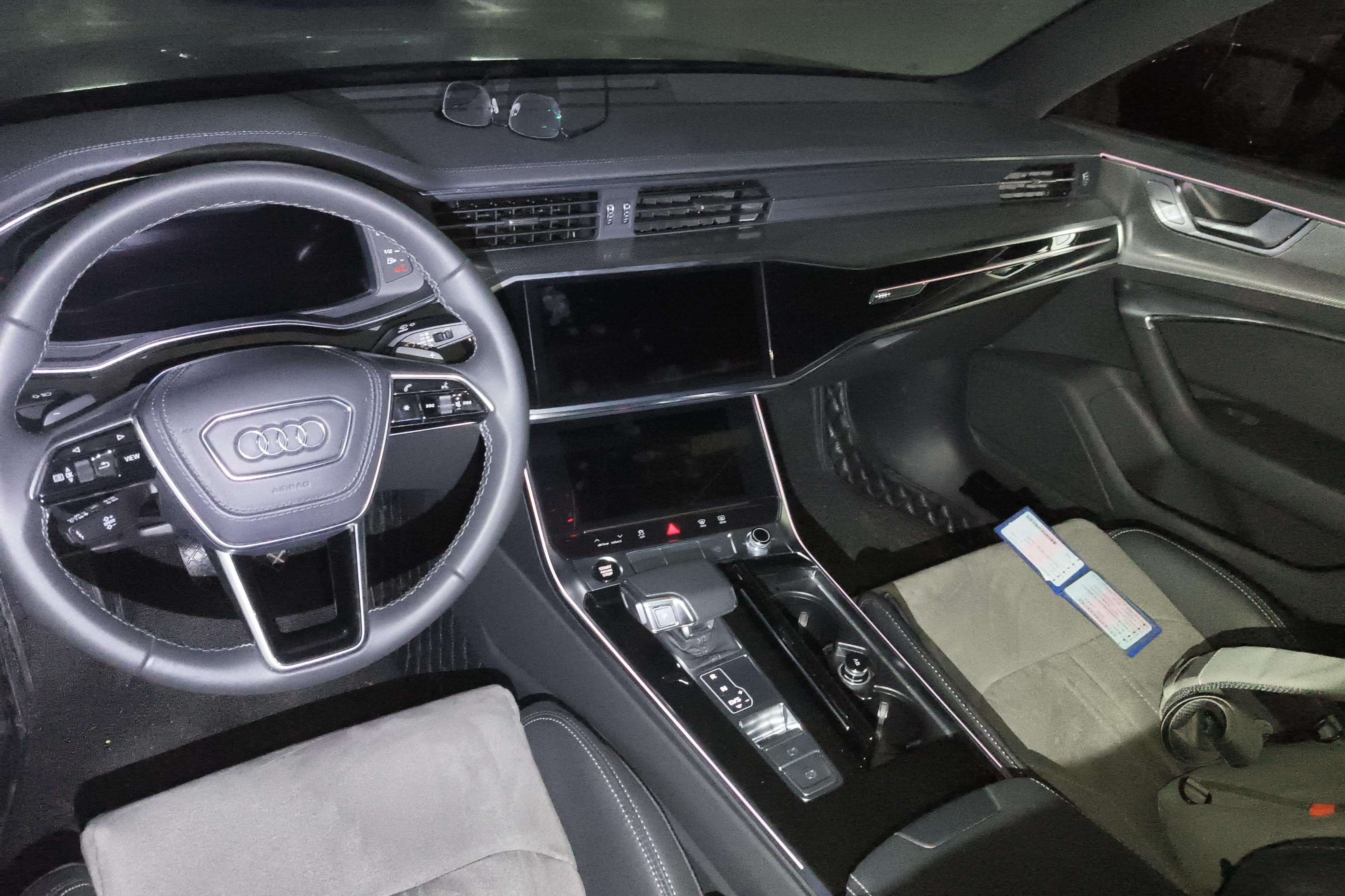 奥迪A6L 45TFSI 2023款 2.0T 自动 改款臻选动感型 (国Ⅵ) 