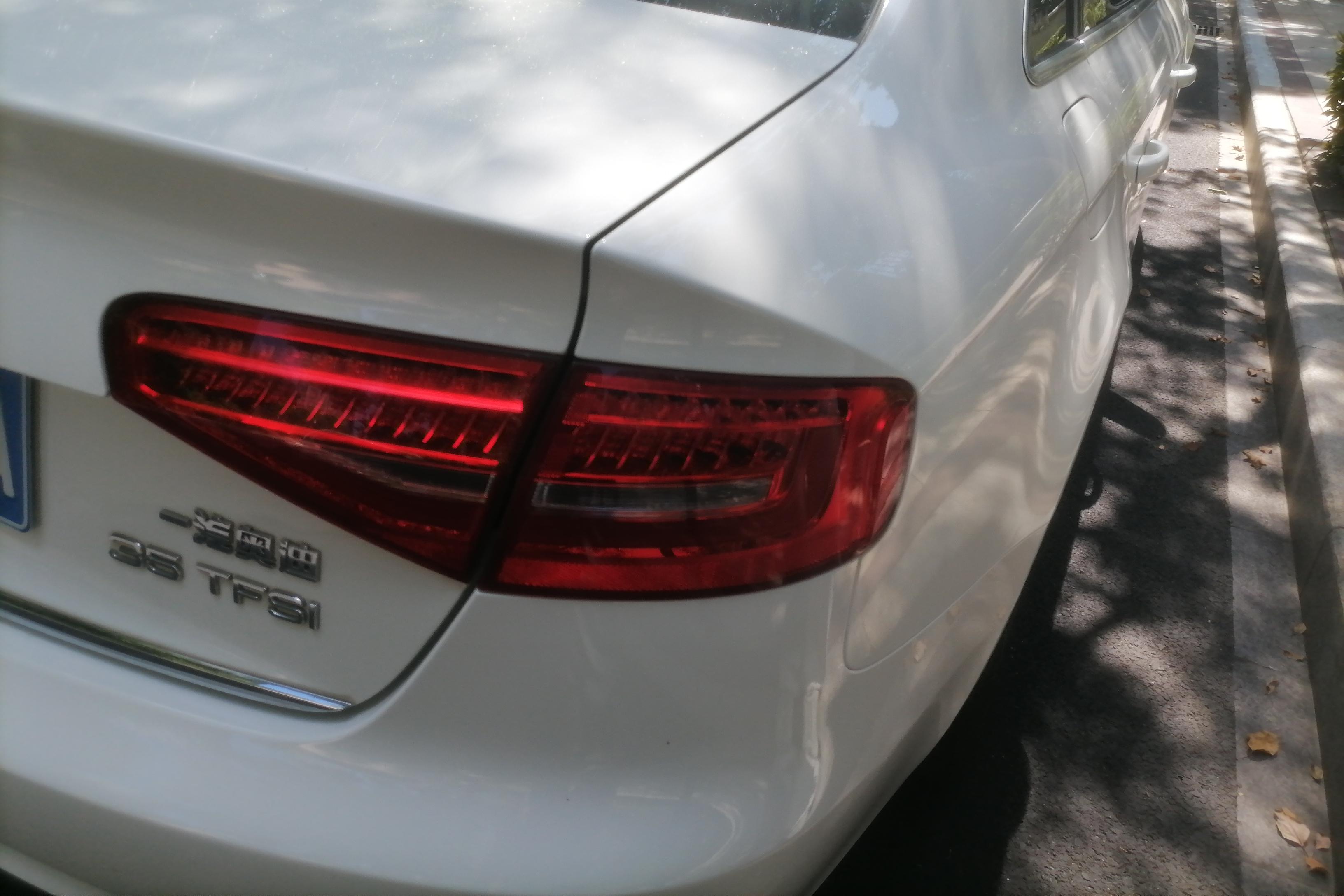 奥迪A4L 35TFSI 2013款 2.0T 自动 前驱 标准型 (国Ⅳ) 
