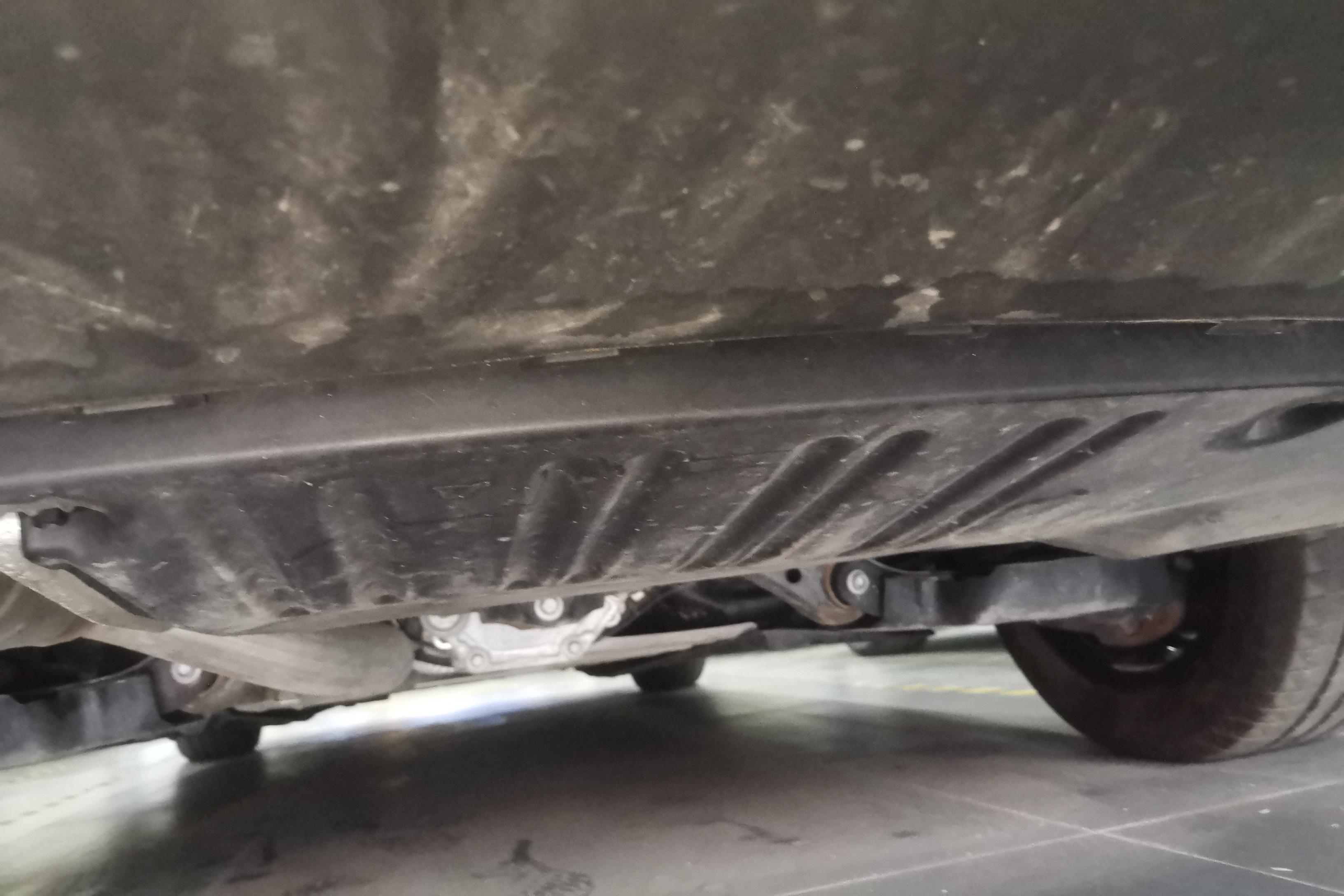 奔驰C级 C200L 2022款 1.5T 自动 运动版 (国Ⅵ) 