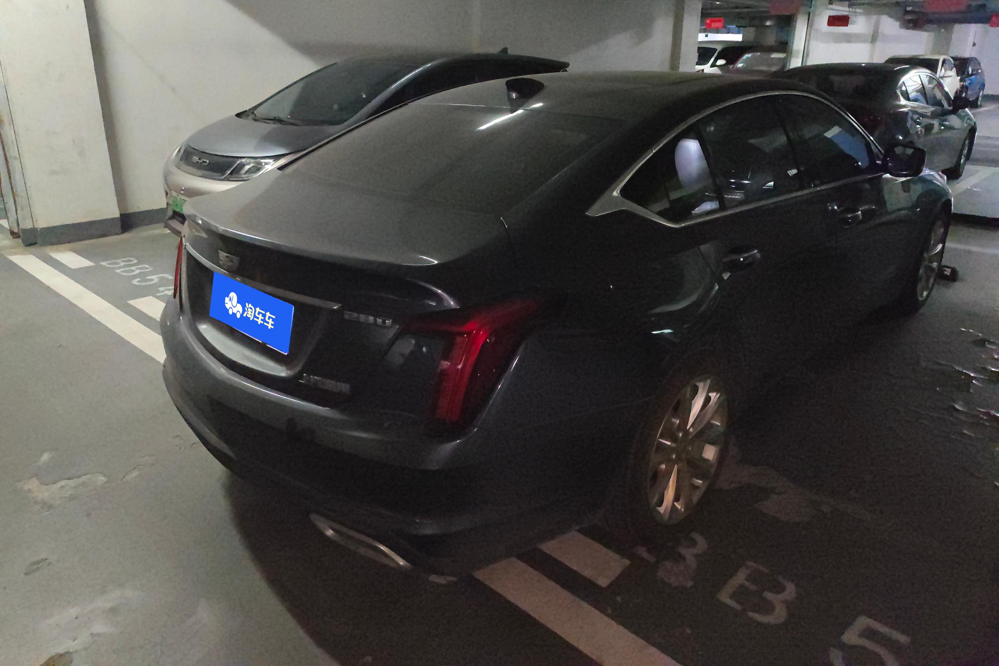 凯迪拉克CT5 2021款 2.0T 自动 28T豪华型 (国Ⅵ) 