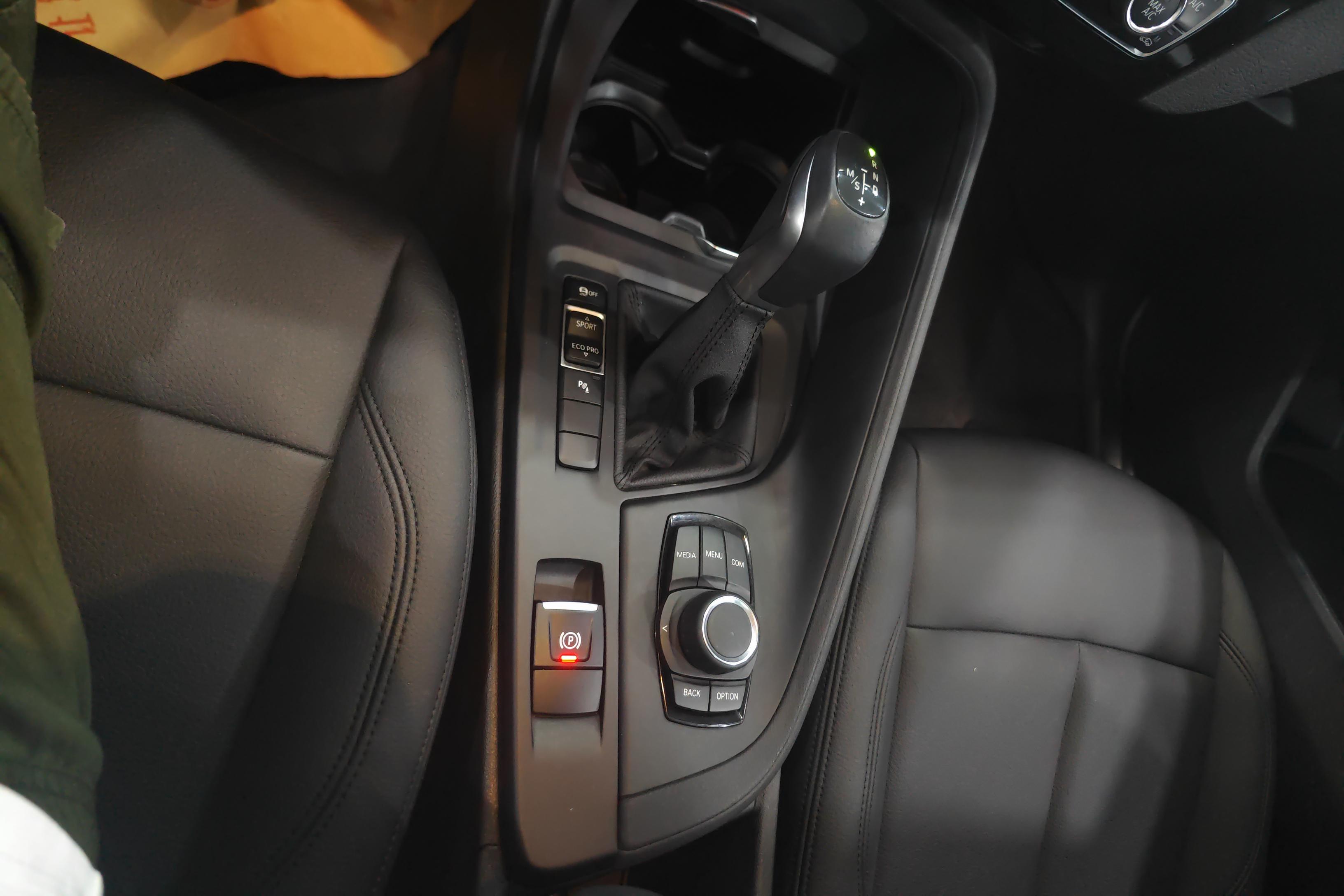宝马X1 sDrive20Li 2019款 2.0T 自动 前驱 汽油 领先型 (国Ⅴ) 