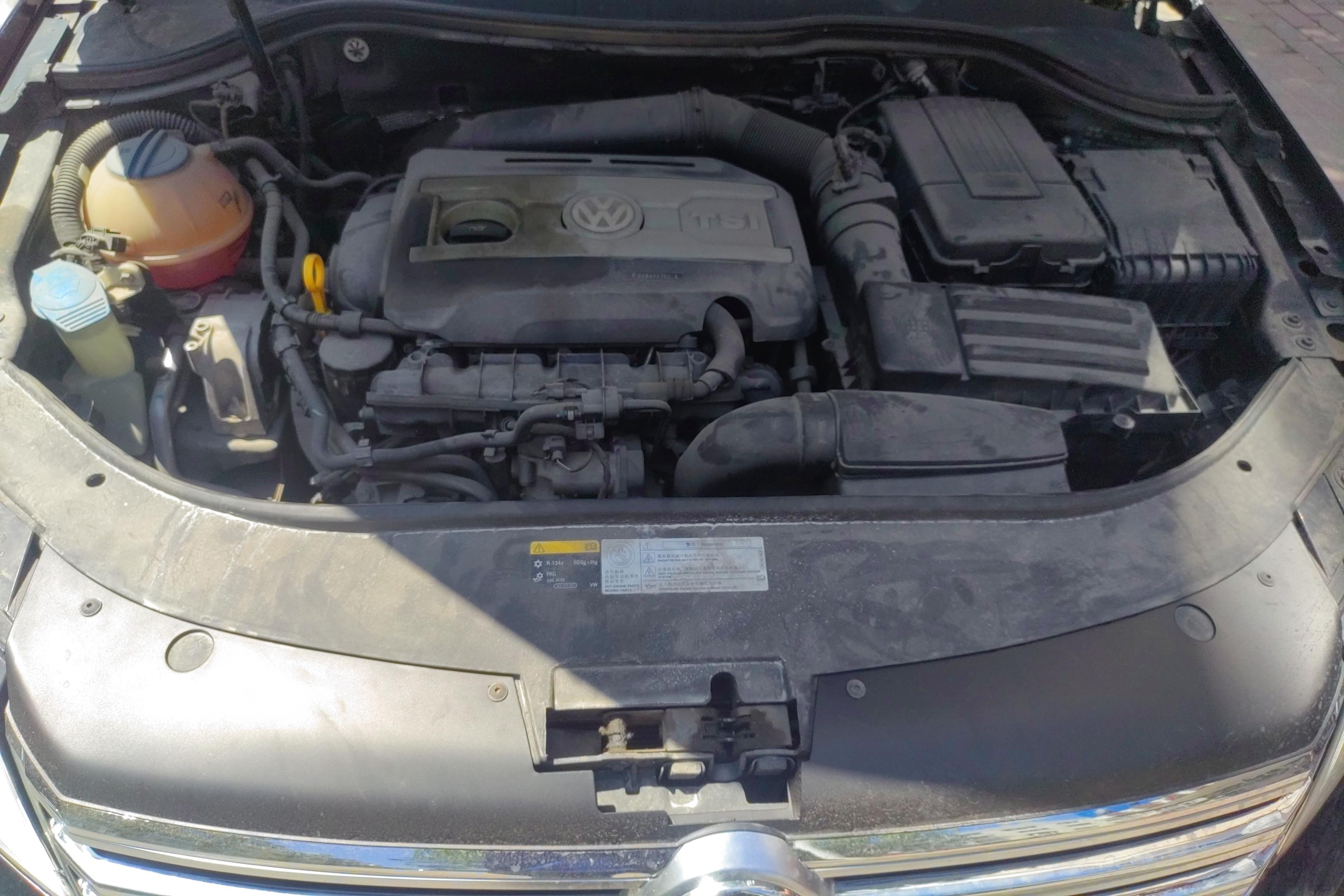 大众迈腾 2015款 2.0T 自动 汽油 豪华型 (国Ⅴ) 