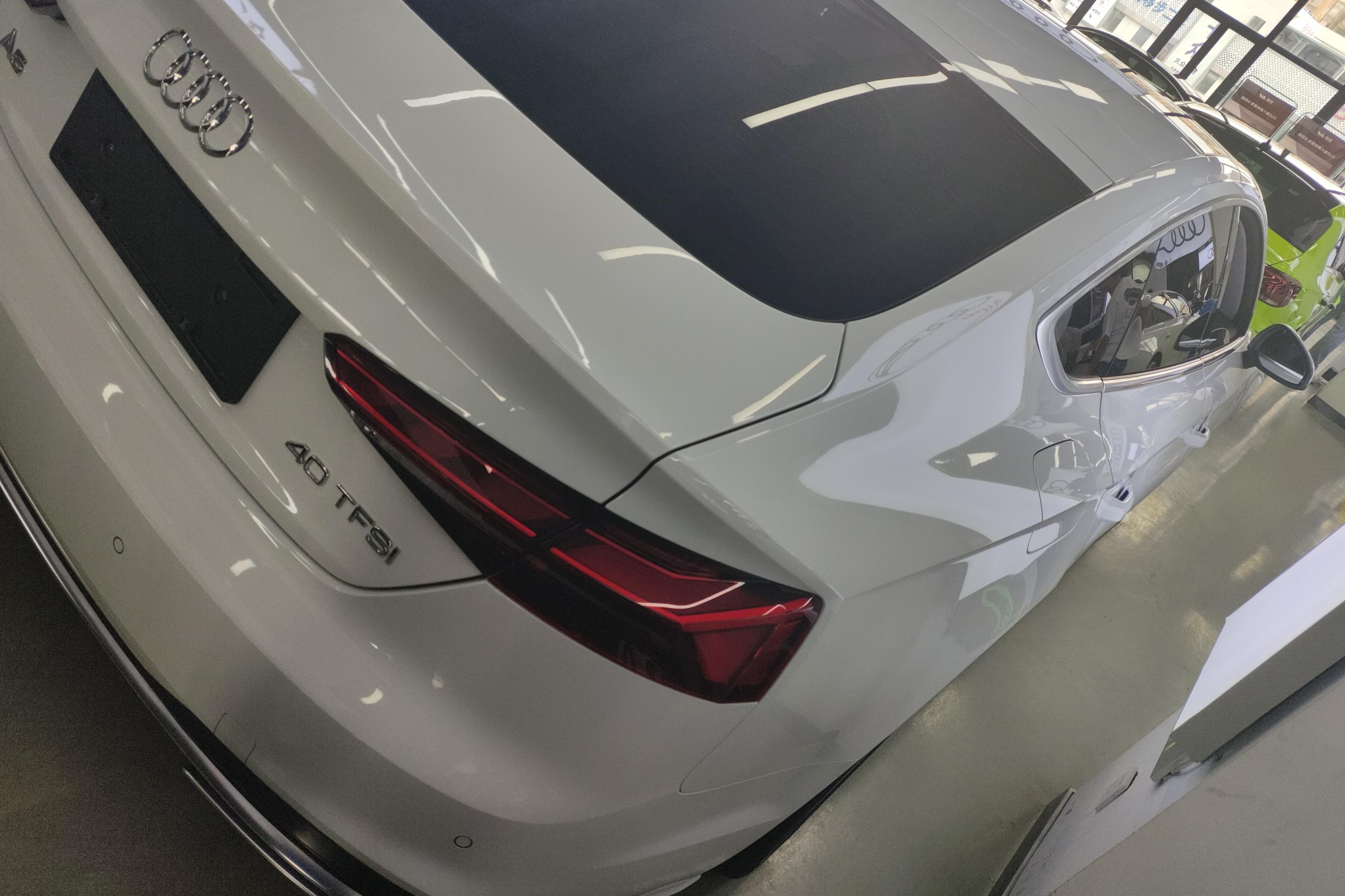 奥迪A5掀背 40TFSI [进口] 2021款 2.0T 自动 汽油 时尚致雅型 