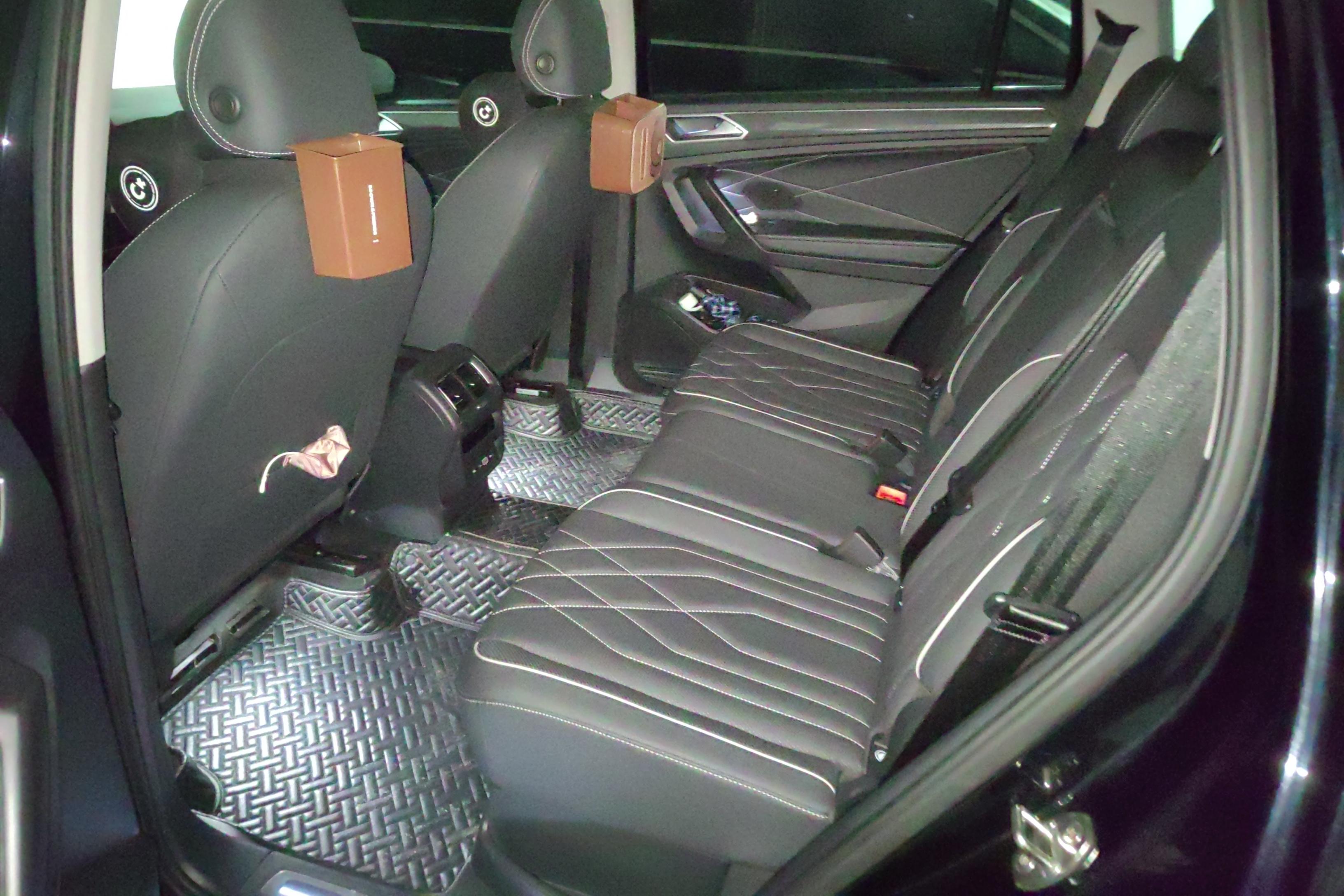 大众途观L R-Line 2022款 2.0T 自动 越享版 (国Ⅵ) 