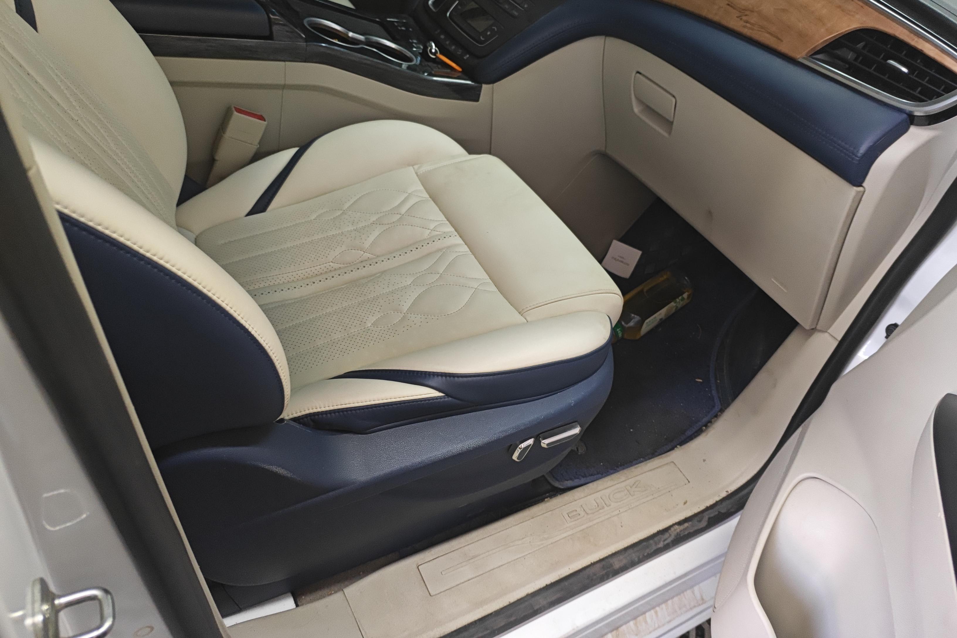 别克GL8 2018款 2.0T 自动 7座 28T舒适型ES (国Ⅵ) 