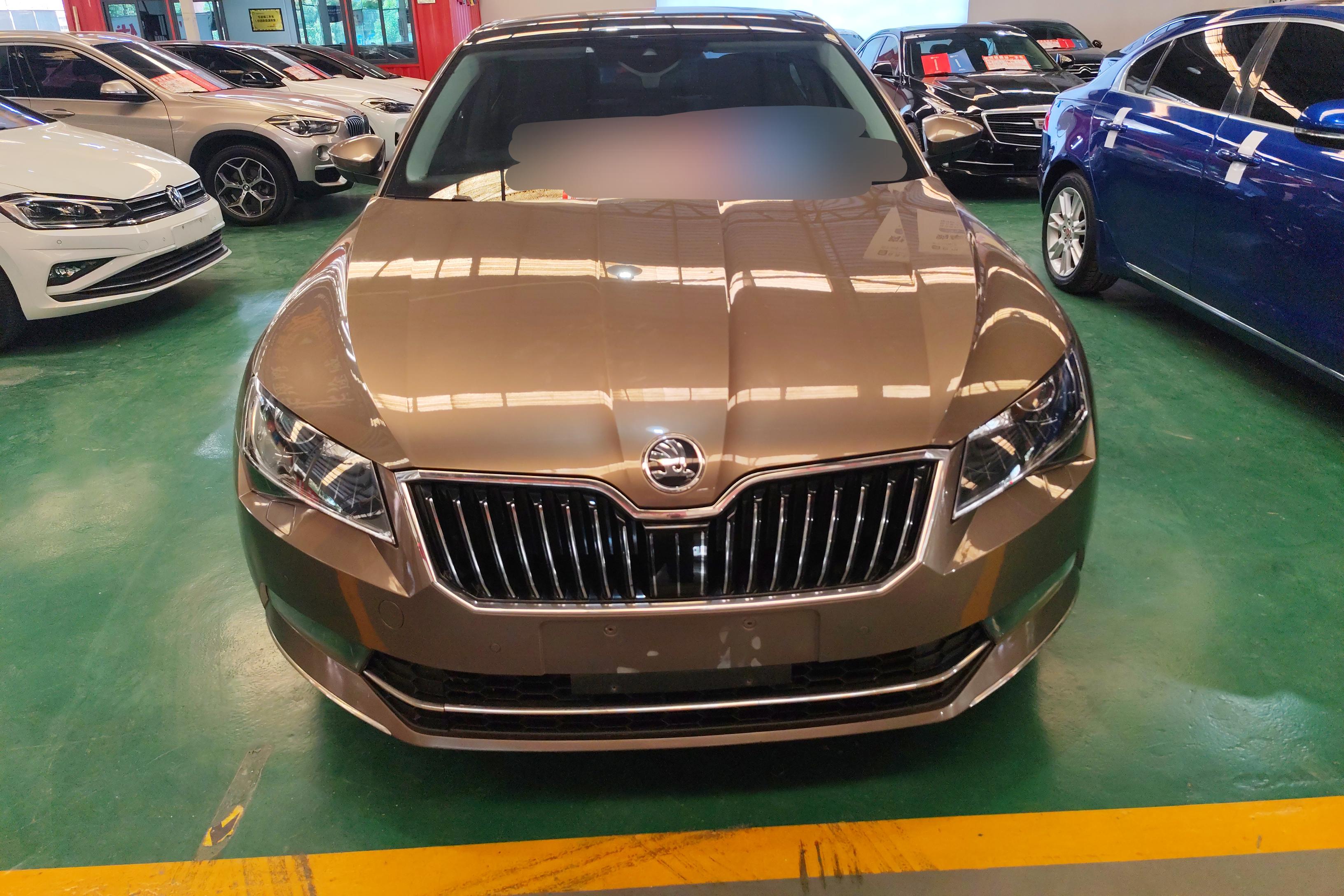斯柯达速派 2018款 2.0T 自动 380TSI旗舰版 (国Ⅴ) 