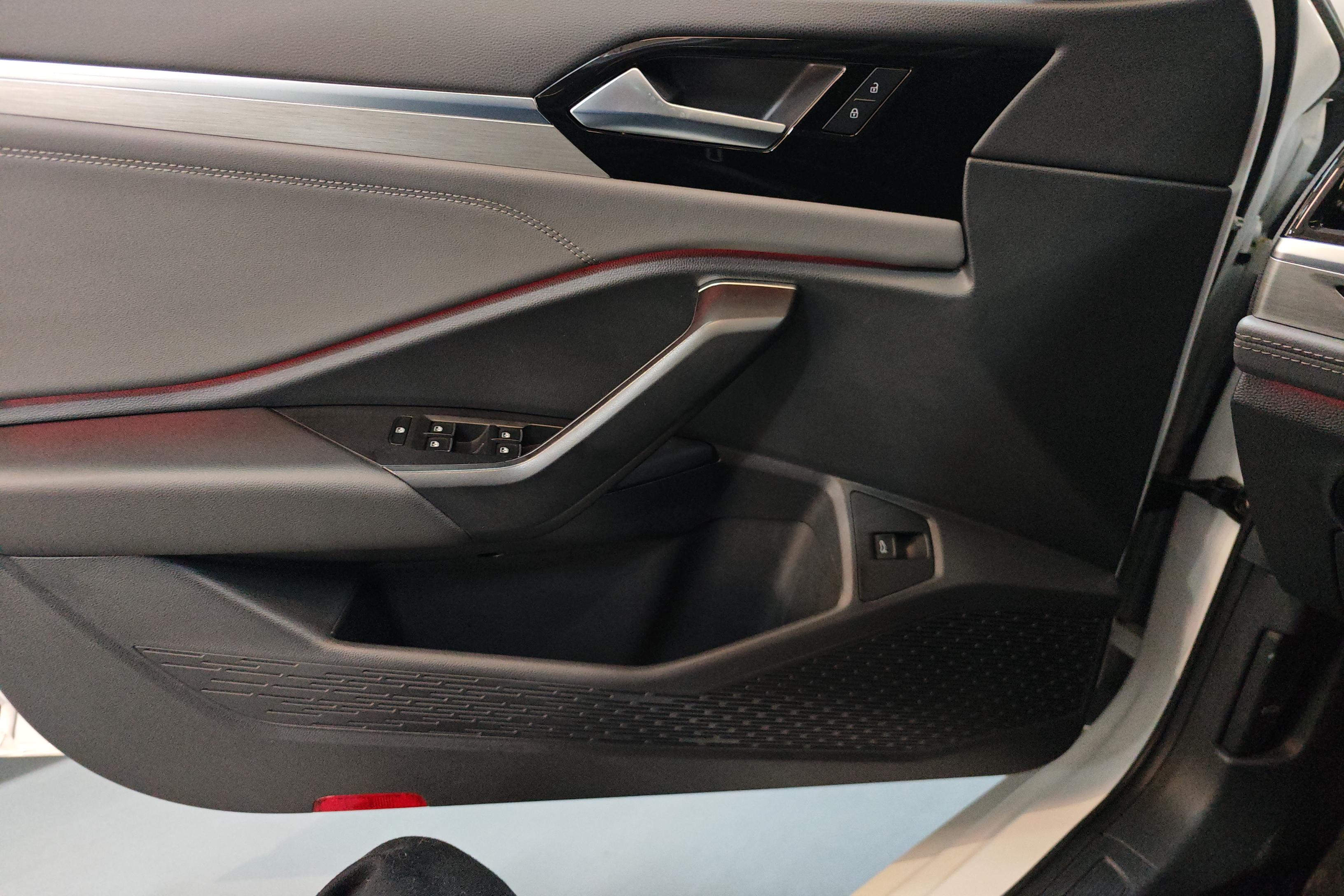 大众速腾 2021款 1.4T 自动 280TSI超越版 (国Ⅵ) 