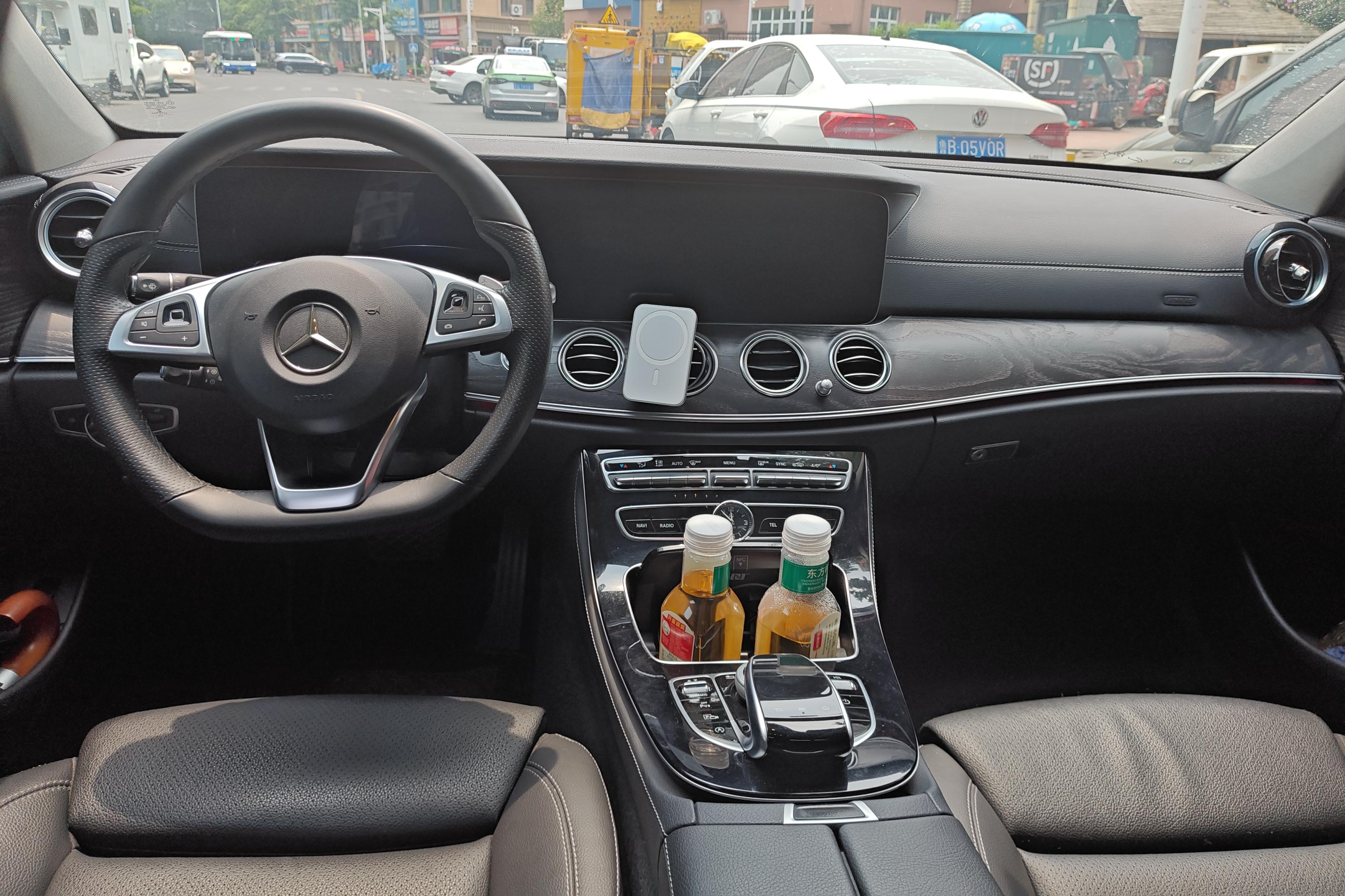 奔驰E级 E200L 2016款 2.0T 自动 汽油 运动型 (国Ⅴ) 