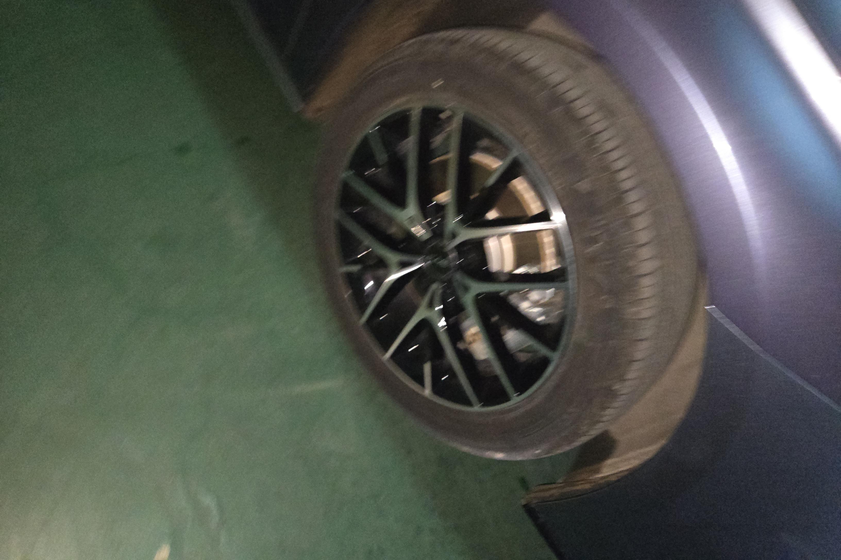比亚迪海豹PHEV DM-i 2023款 1.5L 自动 121km豪华型 (国Ⅵ) 