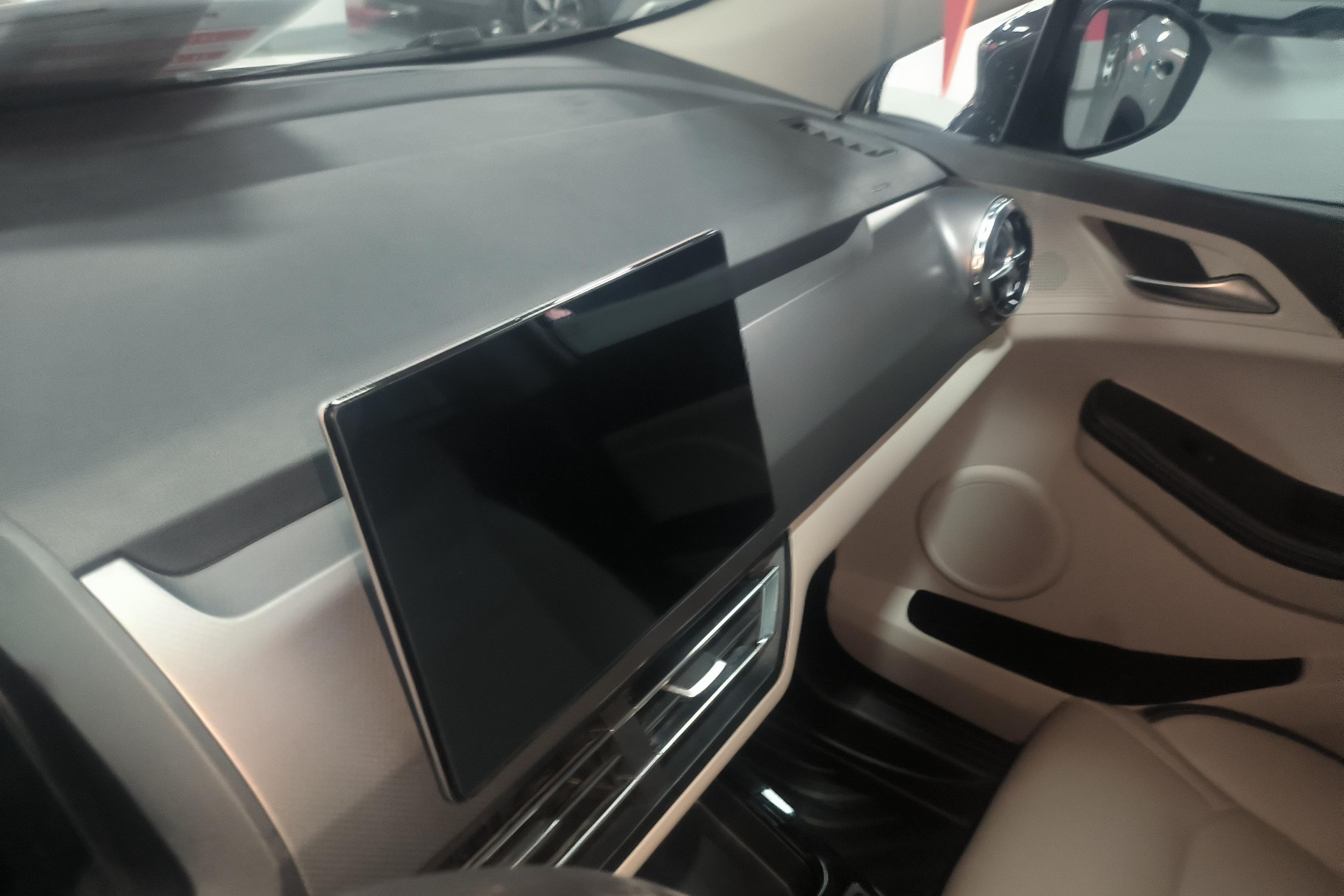 比亚迪元Pro 2021款 0.0T 自动 401km豪华型 