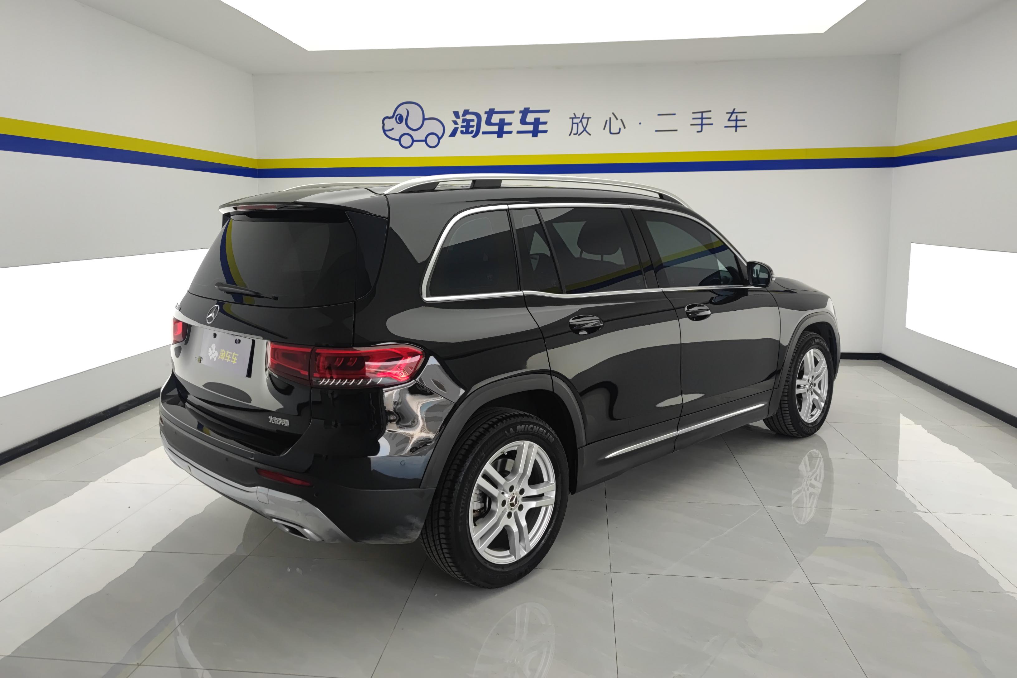 奔驰GLB GLB200 2022款 1.3T 自动 改款二时尚型 (国Ⅵ) 
