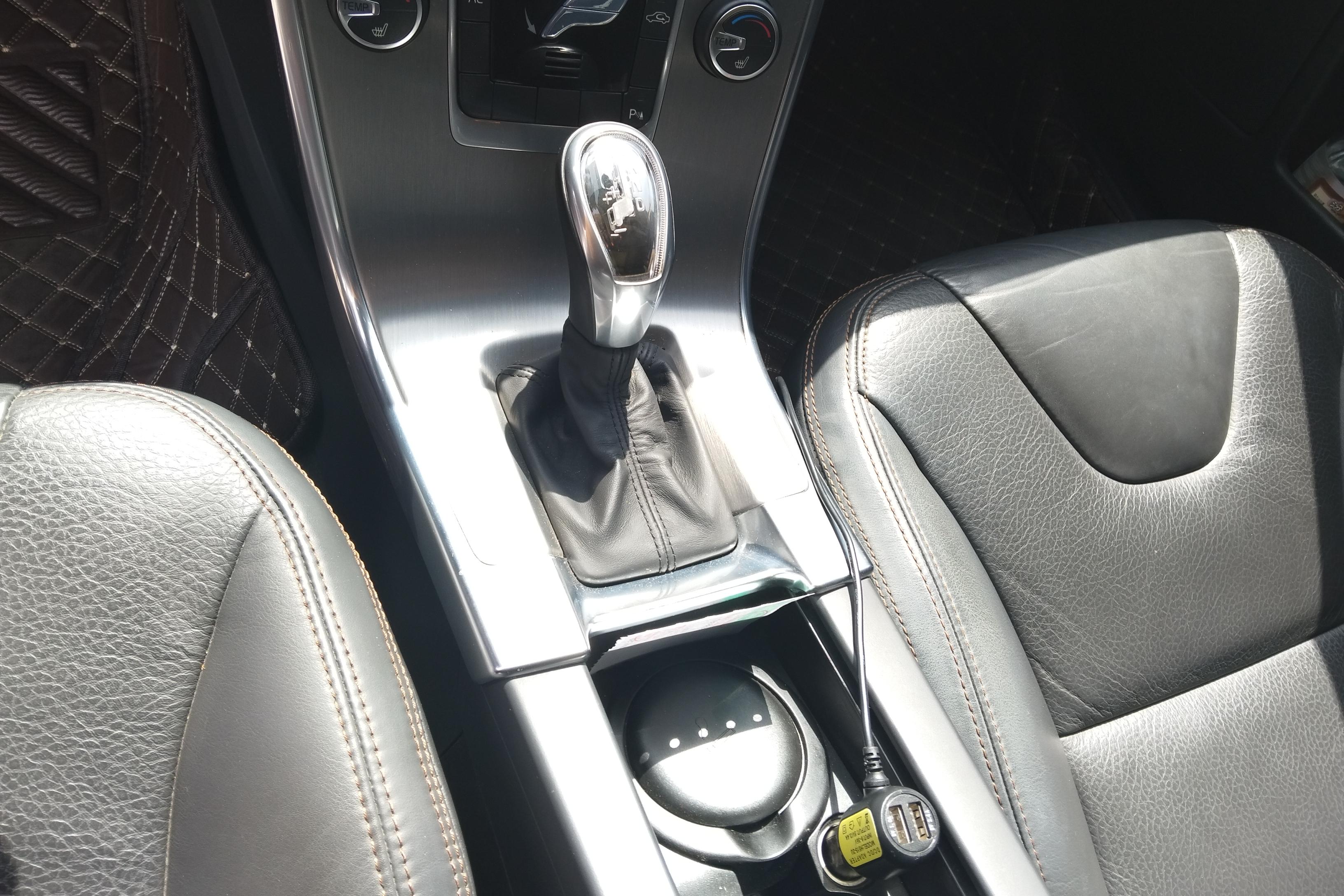 沃尔沃XC60 [进口] 2013款 2.0T 自动 前驱 智雅版 