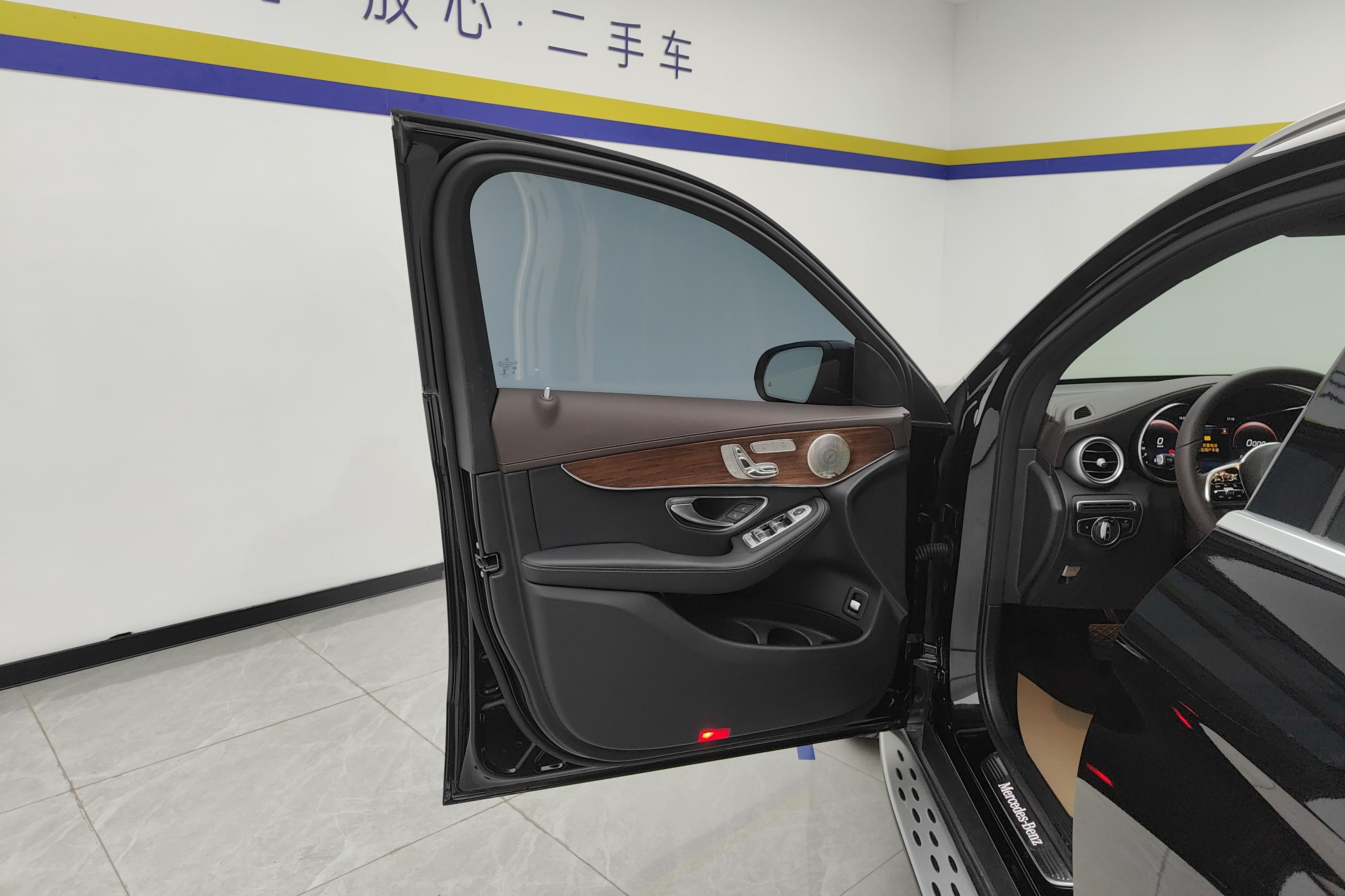 奔驰GLC GLC300L 2021款 2.0T 自动 动感型 (国Ⅵ) 