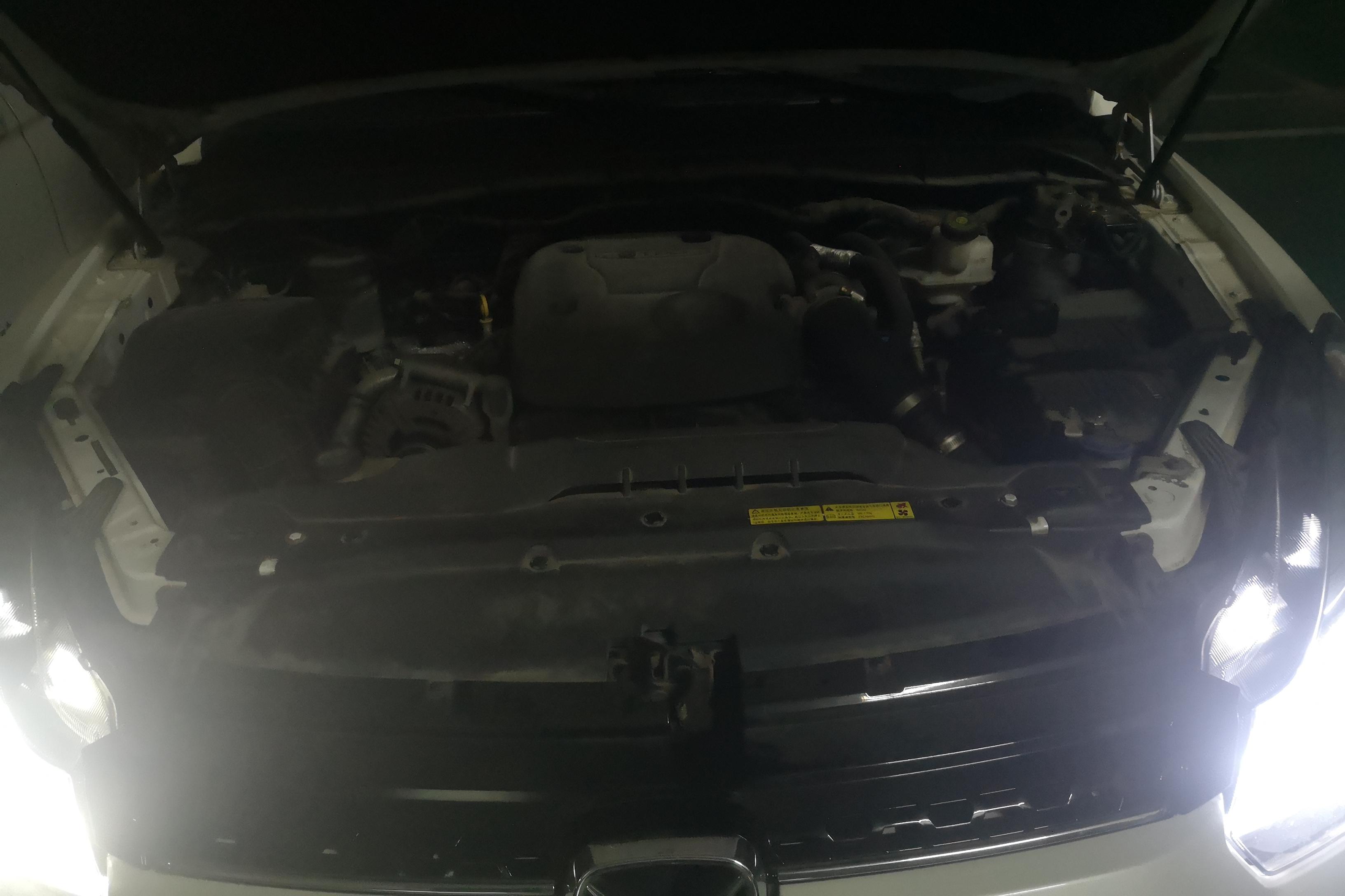 江铃驭胜 S350 2018款 2.0T 自动 四驱 豪华天窗版 (国Ⅴ) 