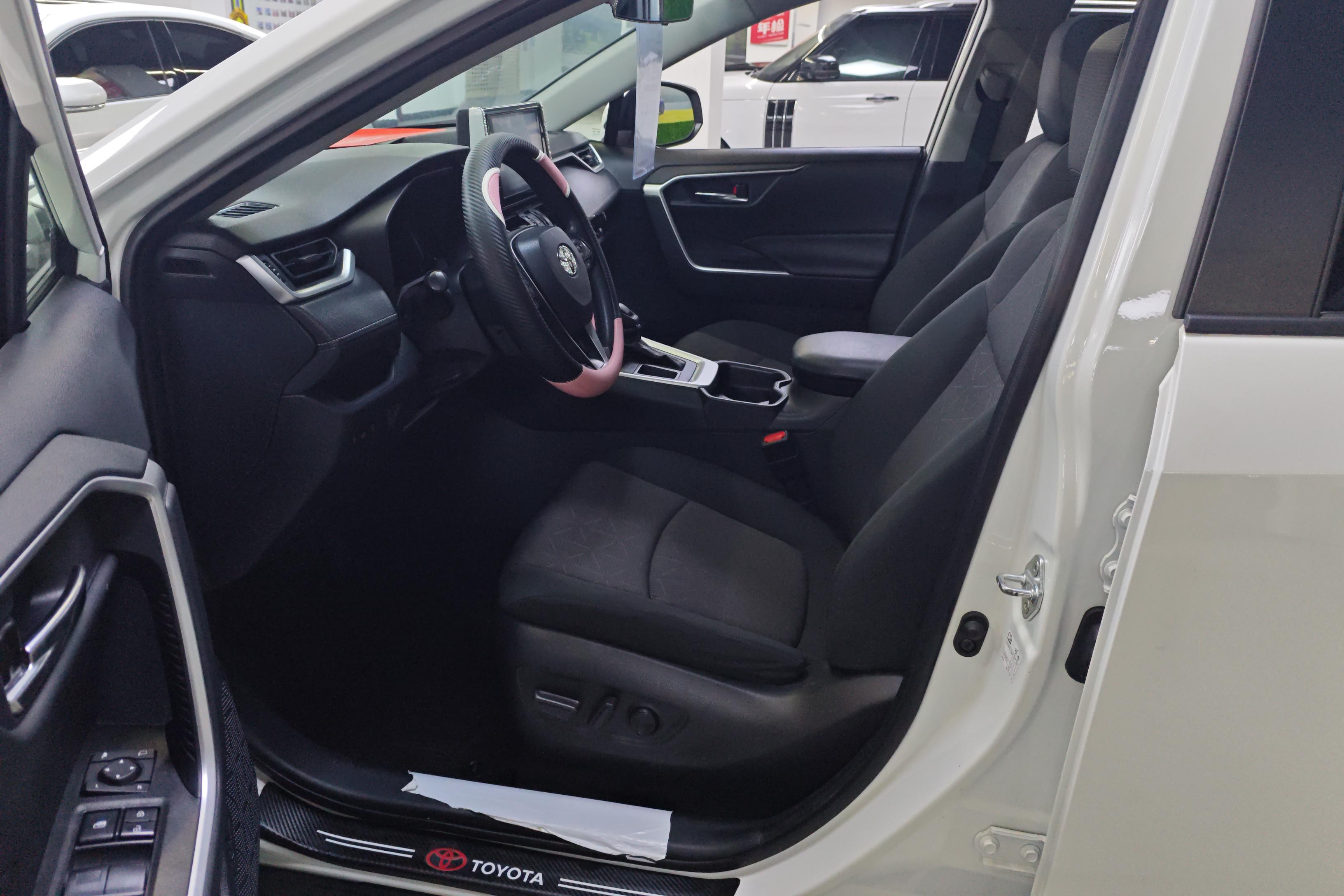丰田RAV4 2020款 2.0L 自动 前驱 风尚版 (国Ⅵ) 
