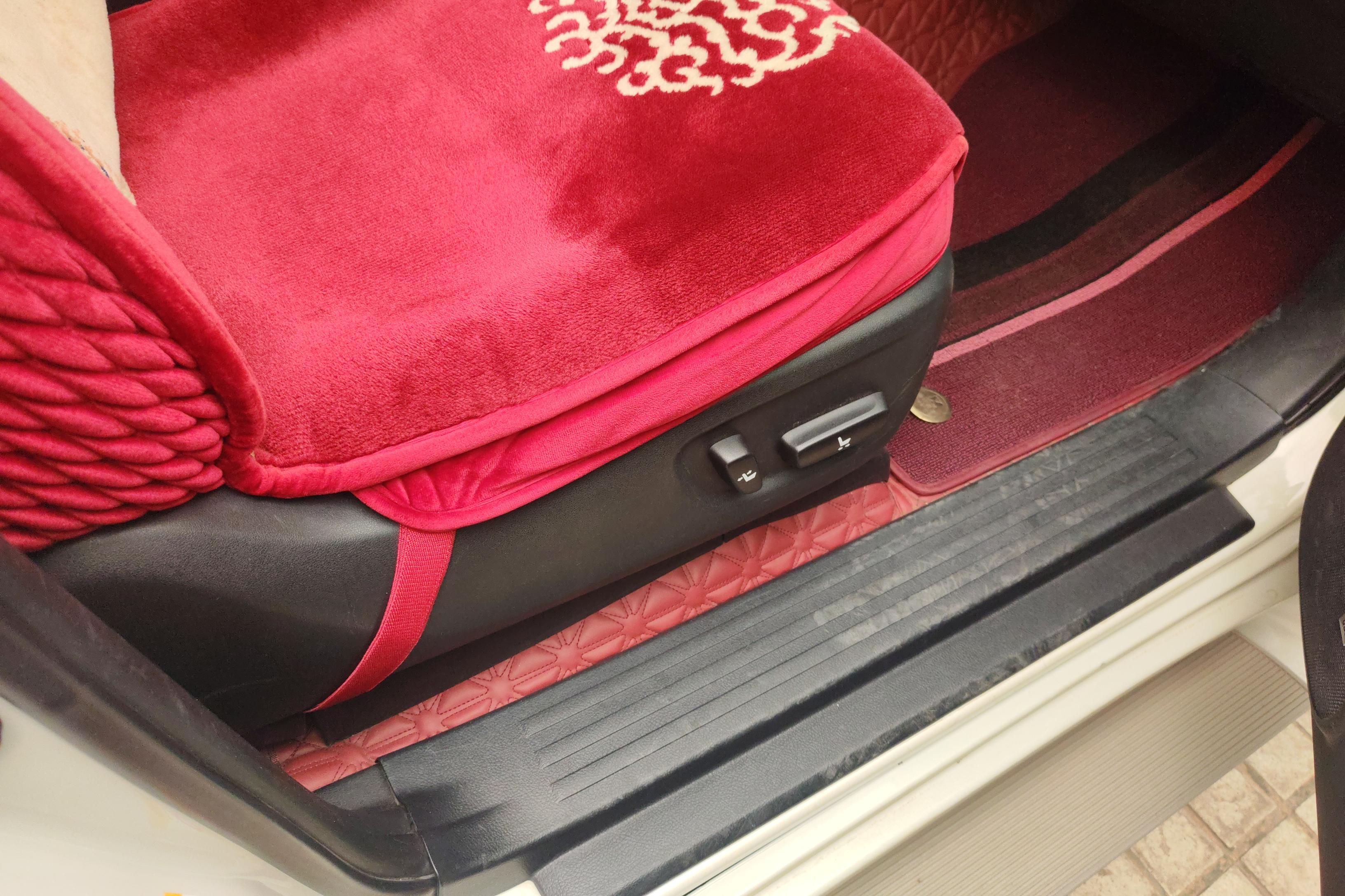 丰田普拉多 2016款 2.7L 自动 四驱 豪华型 (国Ⅴ) 