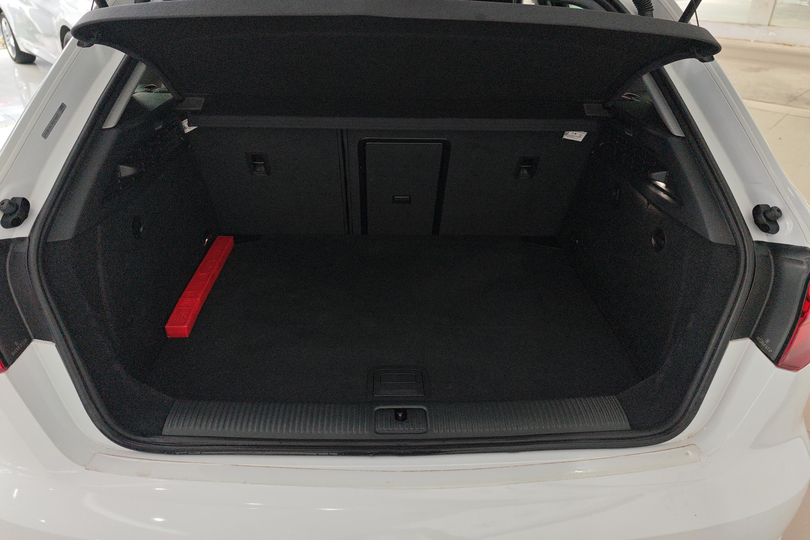 奥迪A3 35TFSI 2019款 1.4T 自动 汽油 进取型Sportback (国Ⅵ) 