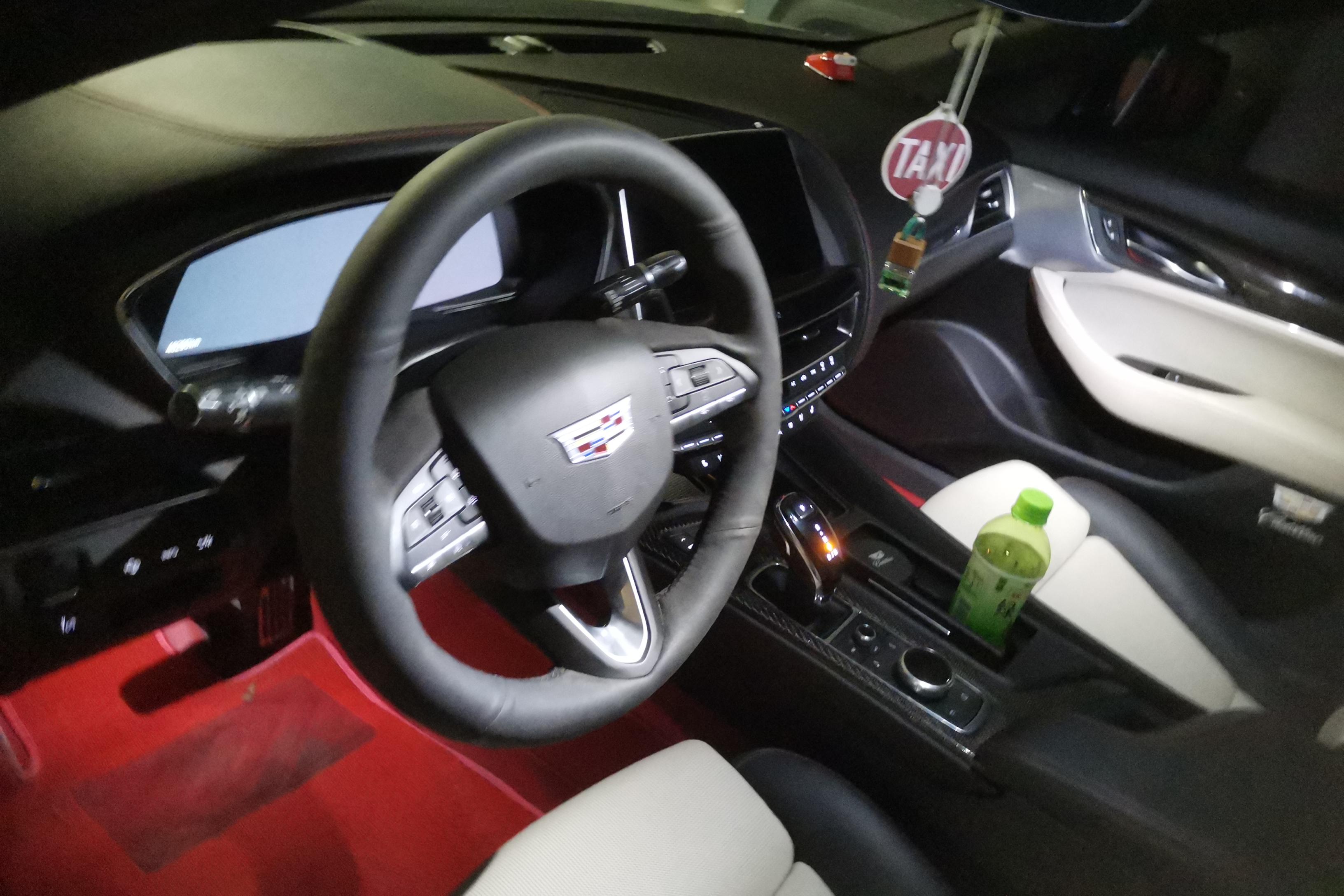凯迪拉克CT5 2022款 2.0T 自动 28T铂金型 (国Ⅵ) 