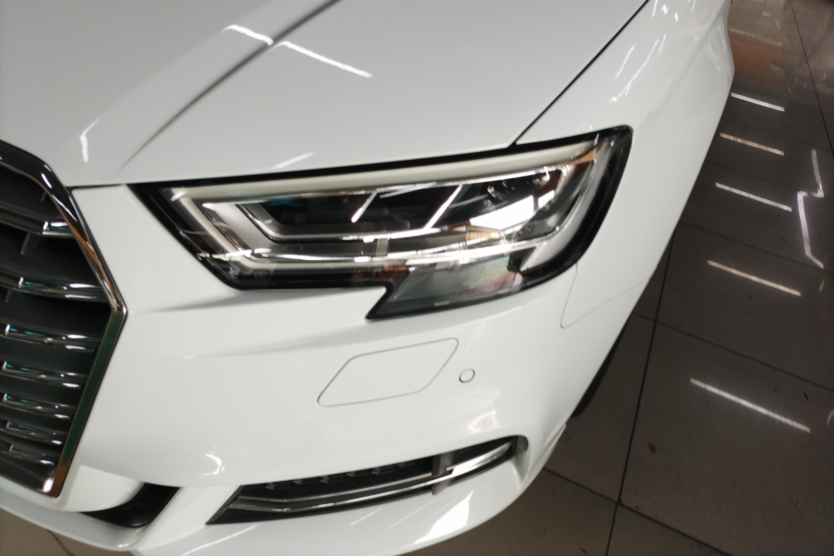 奥迪A3 35TFSI 2020款 1.4T 自动 时尚型Limousine (国Ⅵ) 